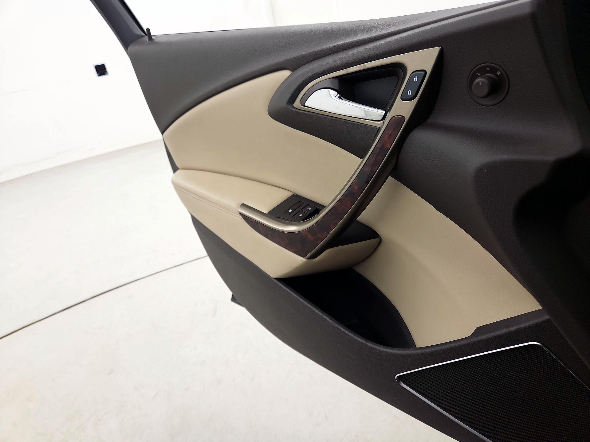Thumbnail: 2016 Buick Verano - 12