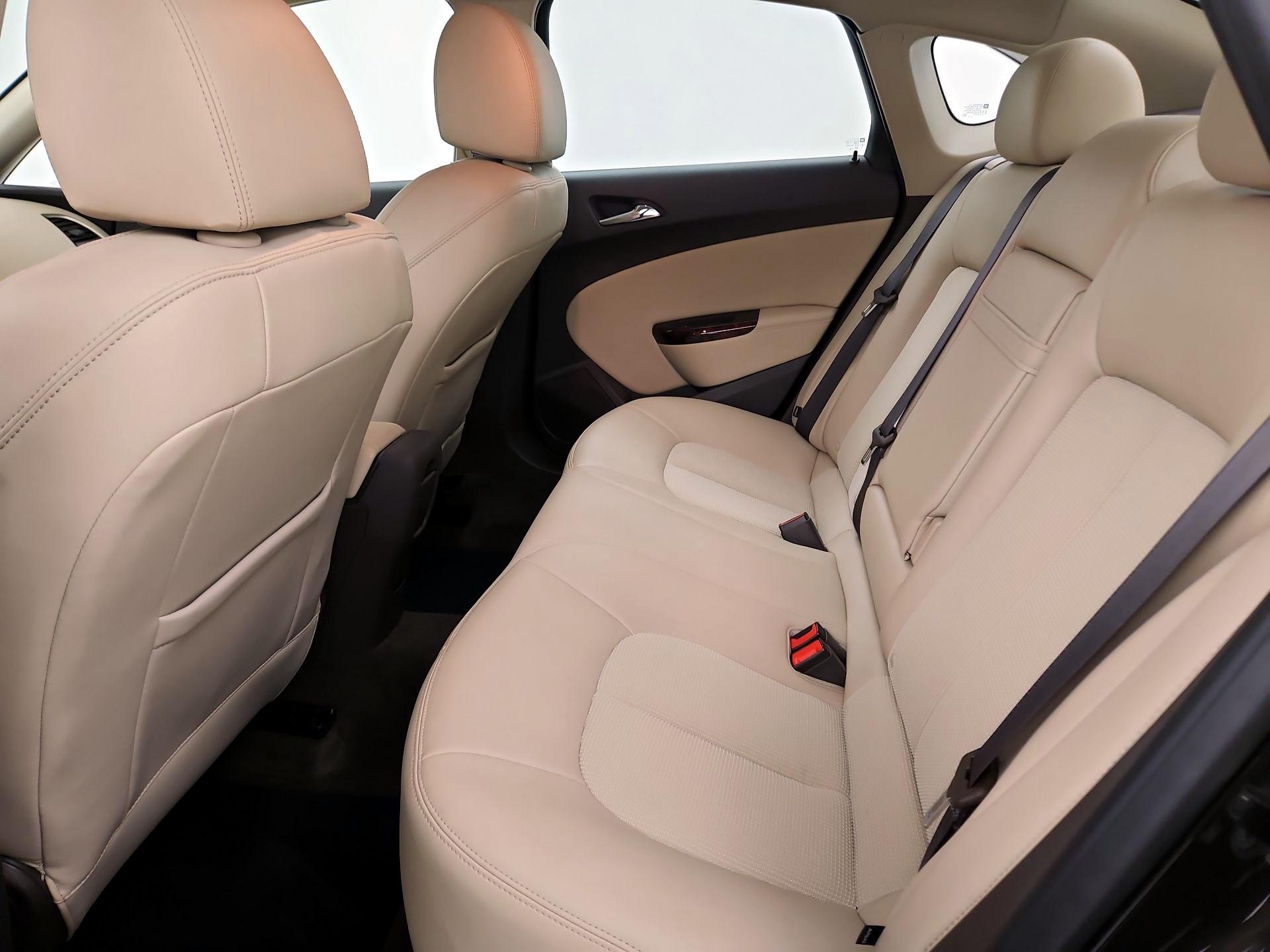 Thumbnail: 2016 Buick Verano - 18