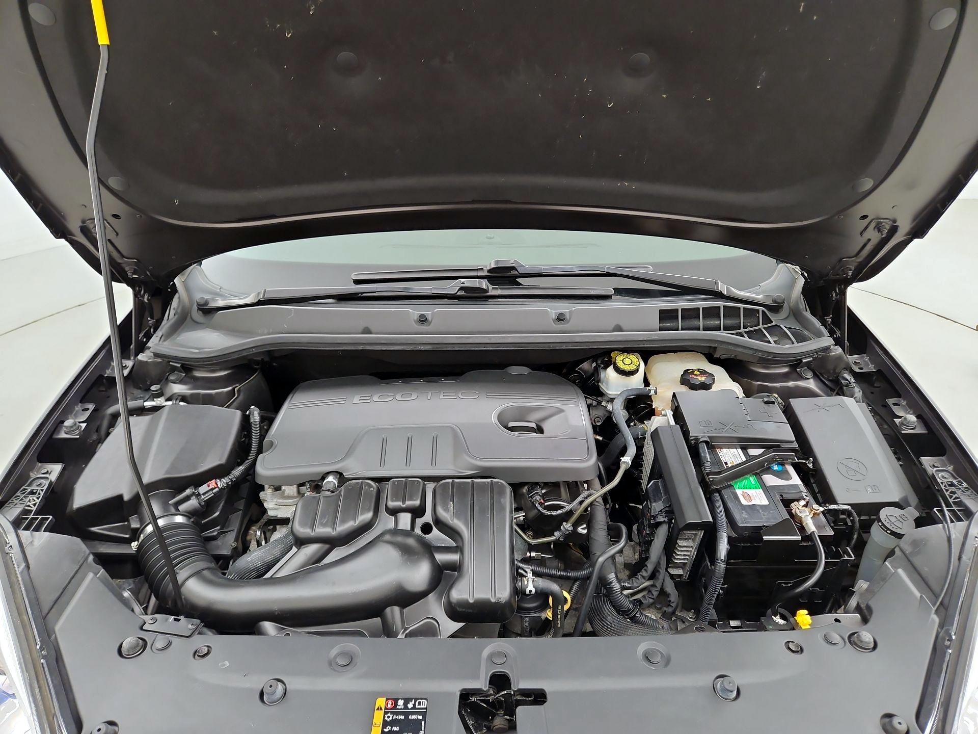 Thumbnail: 2016 Buick Verano - 20
