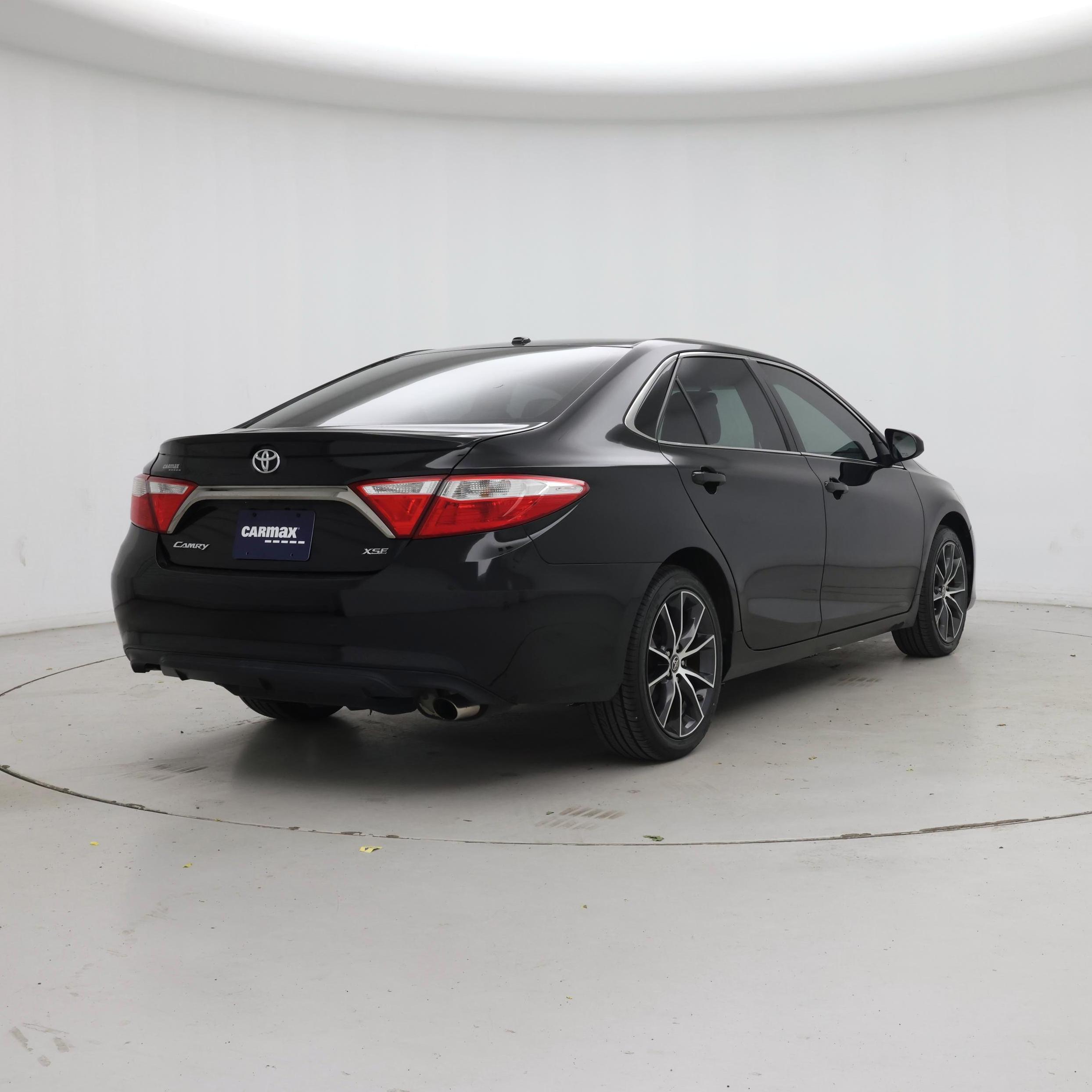 Thumbnail: 2016 Toyota Camry - 8