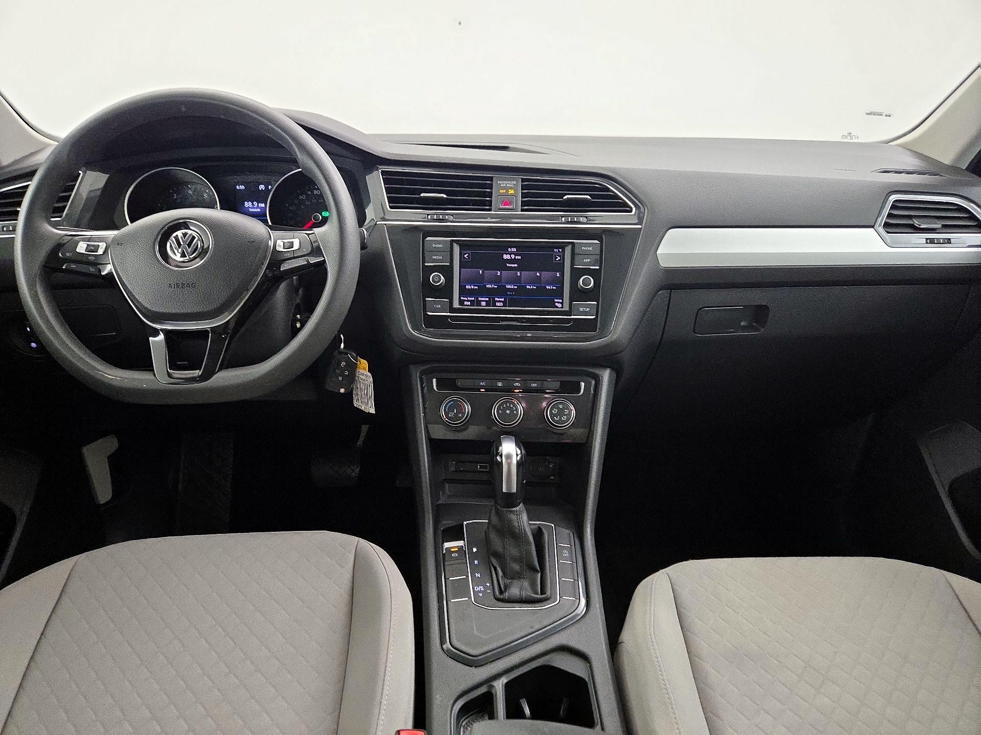 Thumbnail: 2019 Volkswagen Tiguan - 9