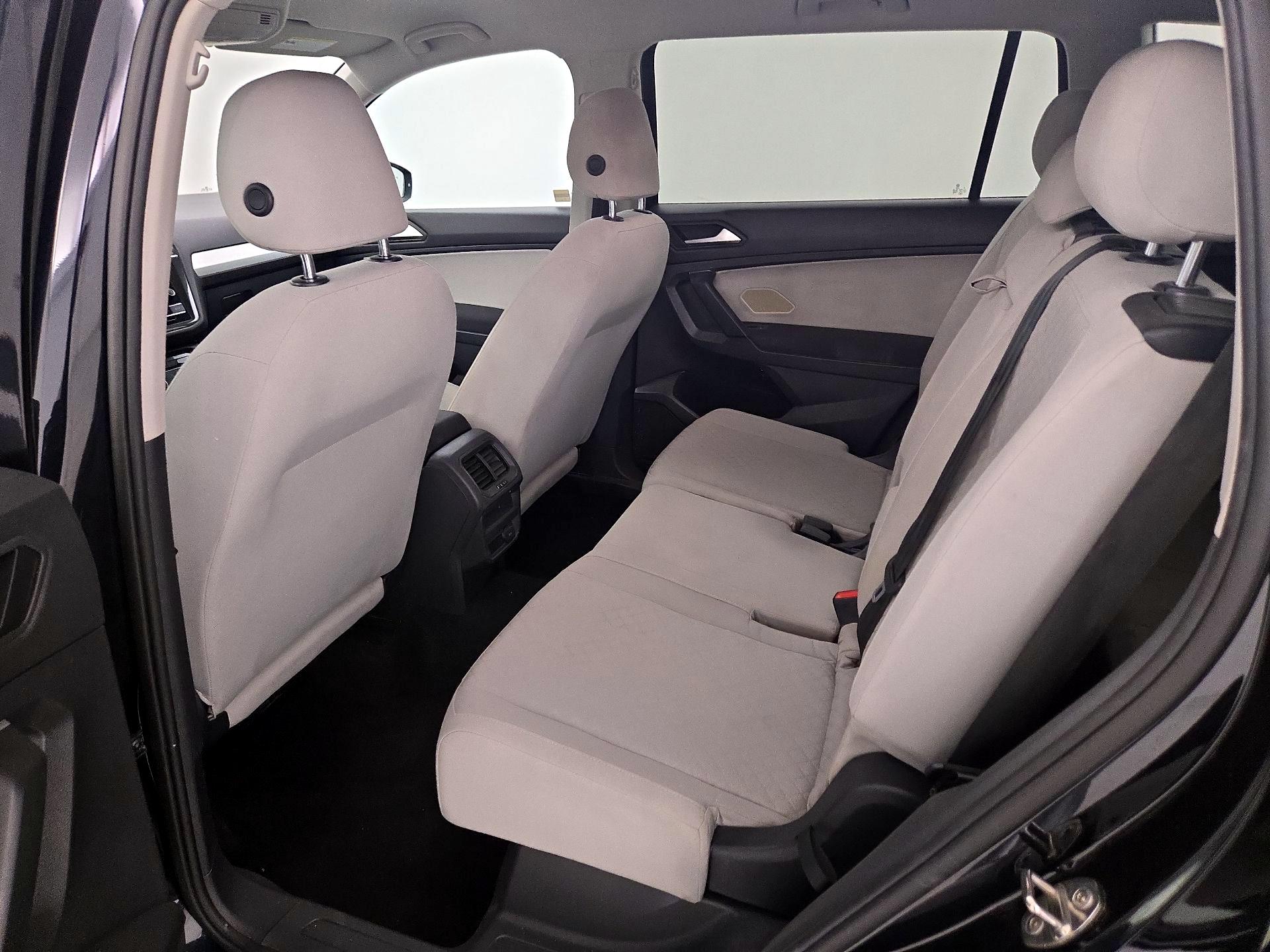 Thumbnail: 2019 Volkswagen Tiguan - 19