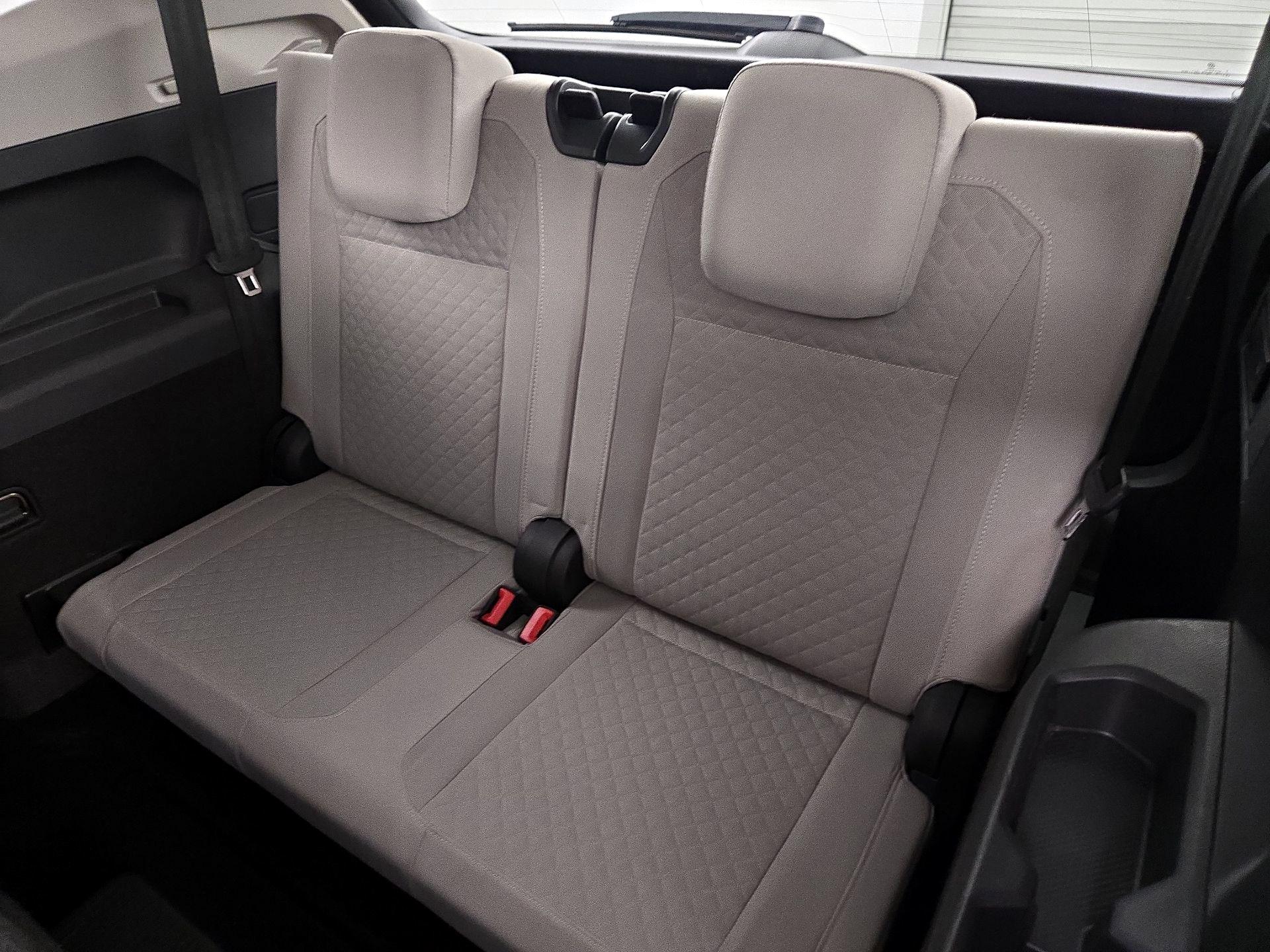 Thumbnail: 2019 Volkswagen Tiguan - 20