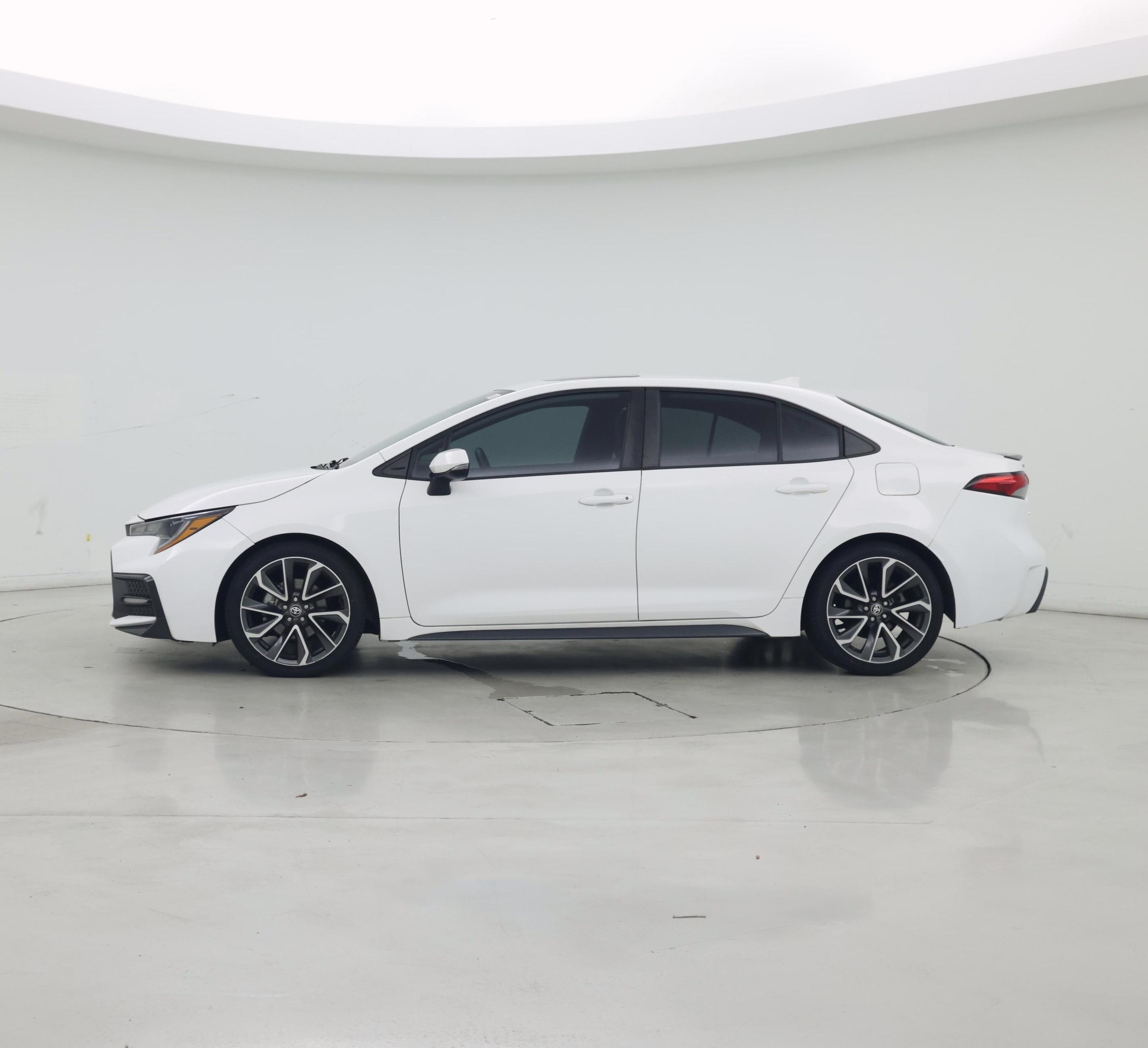Thumbnail: 2021 Toyota Corolla - 3