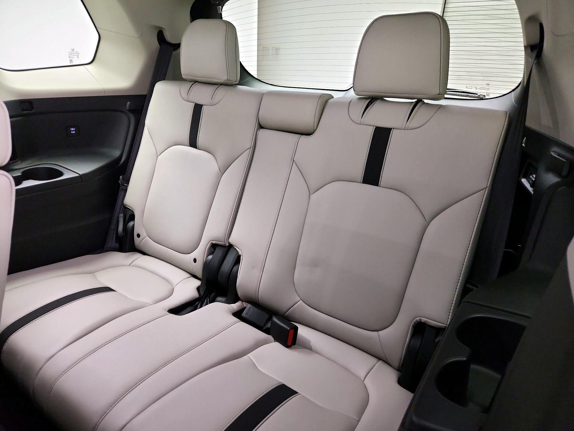 Thumbnail: 2026 Honda Pilot - 20