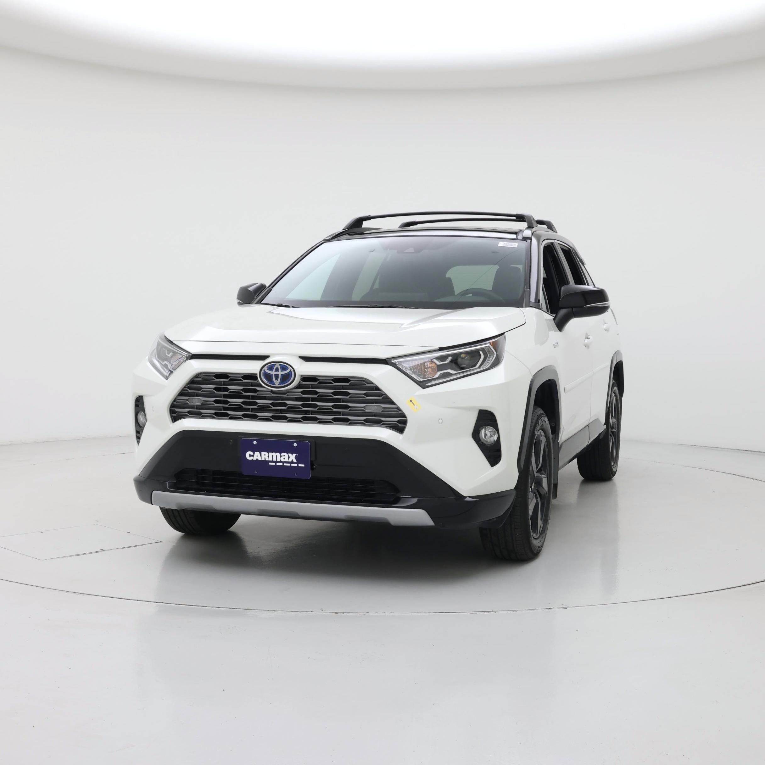 Thumbnail: 2021 Toyota RAV4 - 4