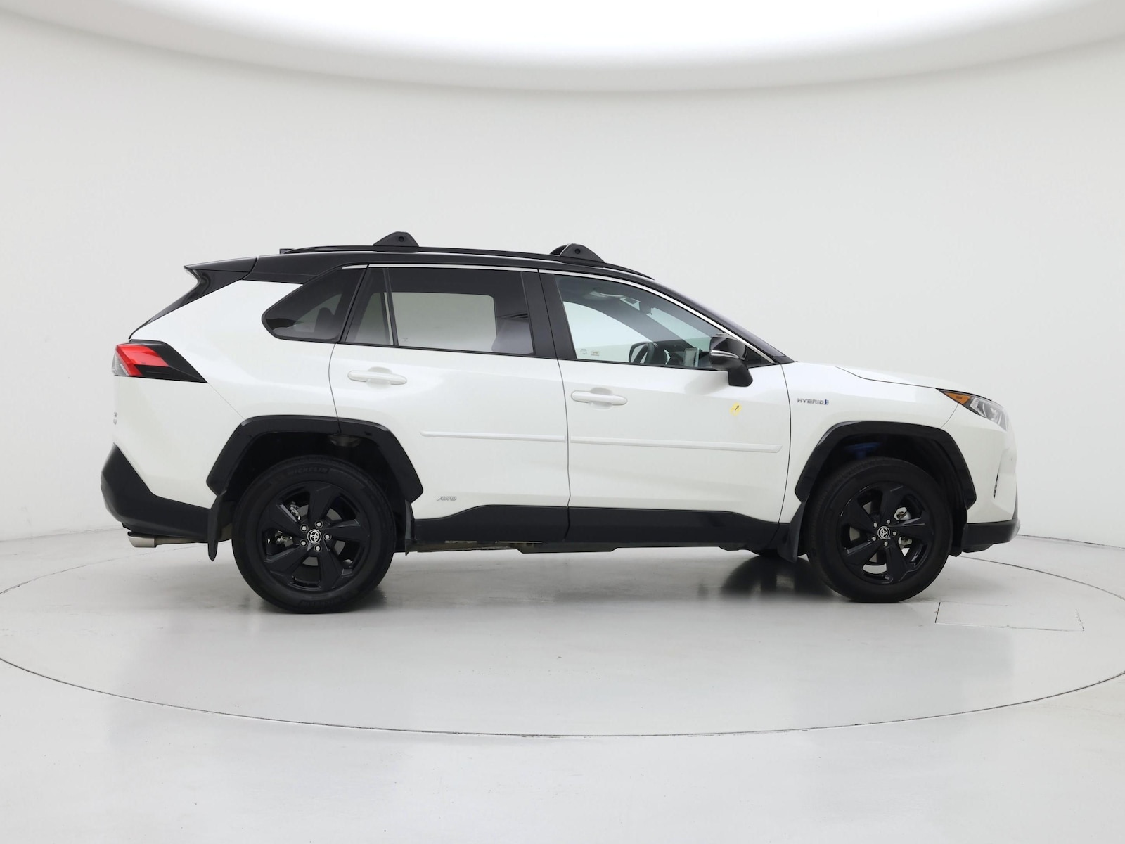 2021 Toyota RAV4 XSE - Photo 8