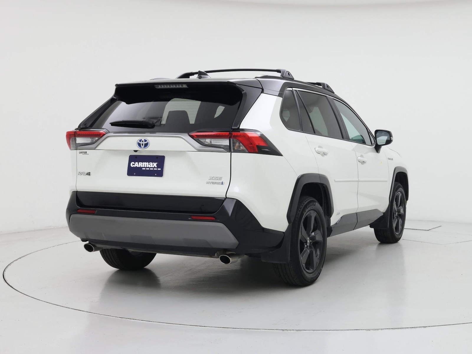 2021 Toyota RAV4 XSE - Photo 9