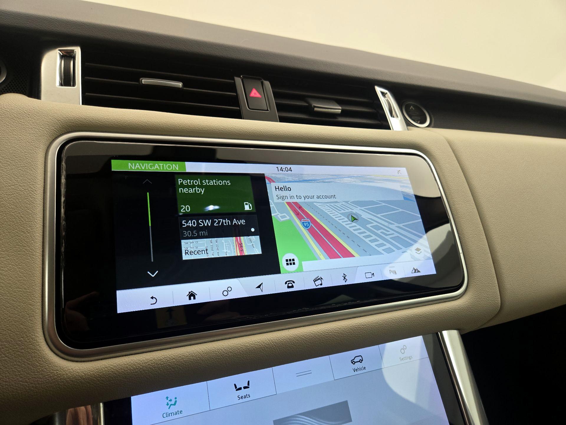 Thumbnail: 2020 Land Rover Range Rover Sport - 14