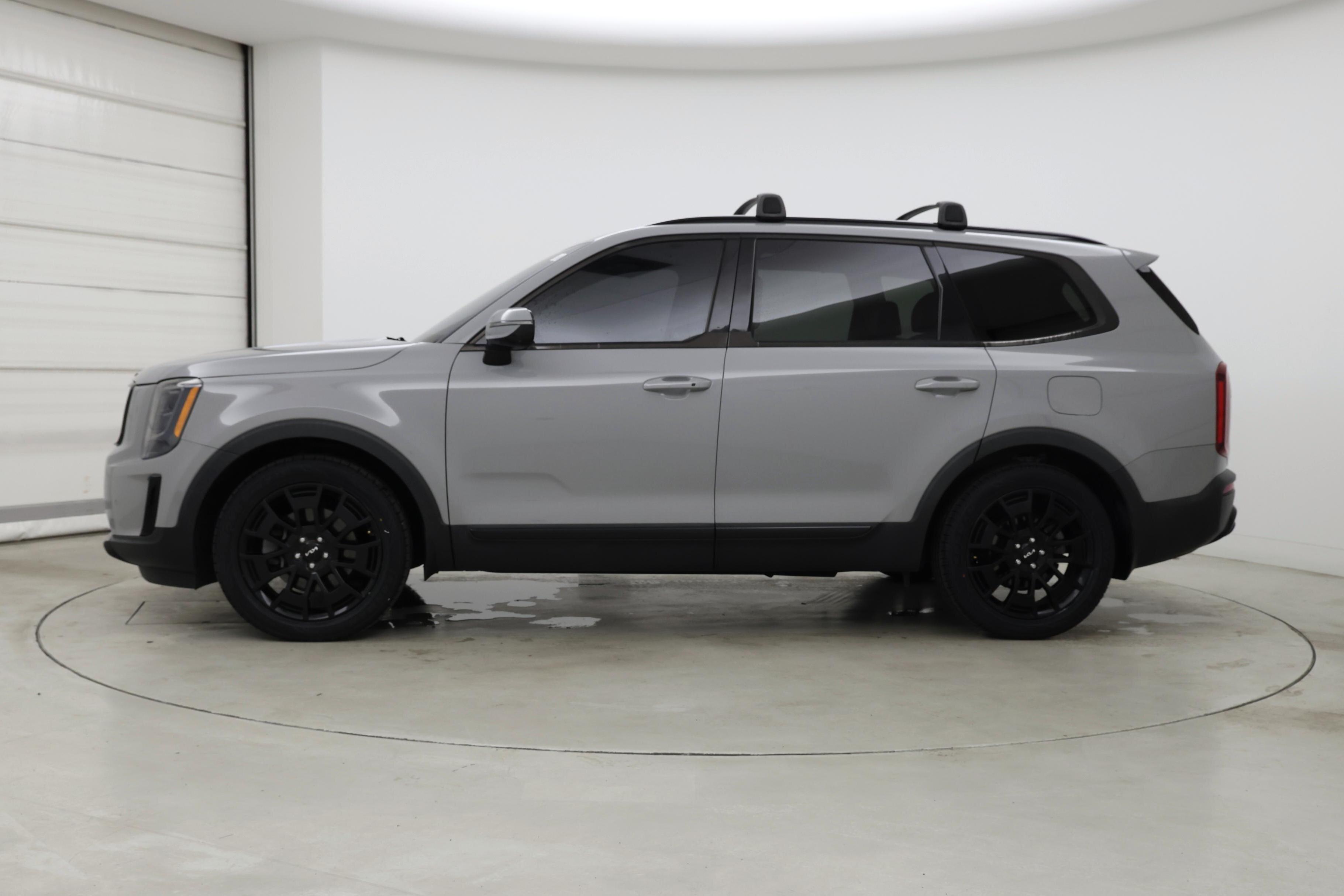 Thumbnail: 2022 Kia Telluride - 3