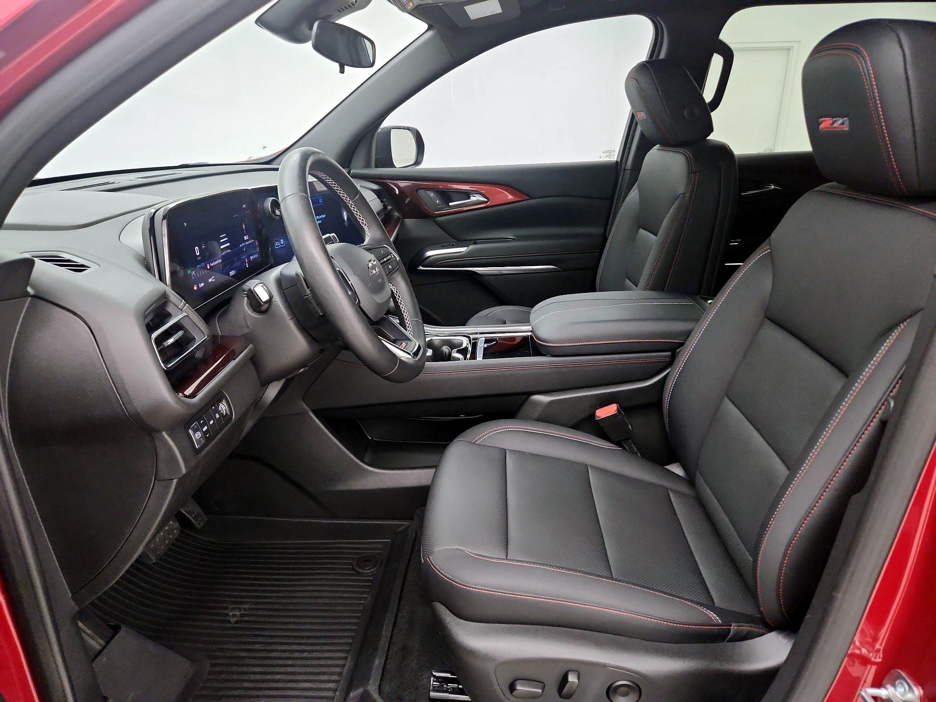 Thumbnail: 2025 Chevrolet Traverse - 11
