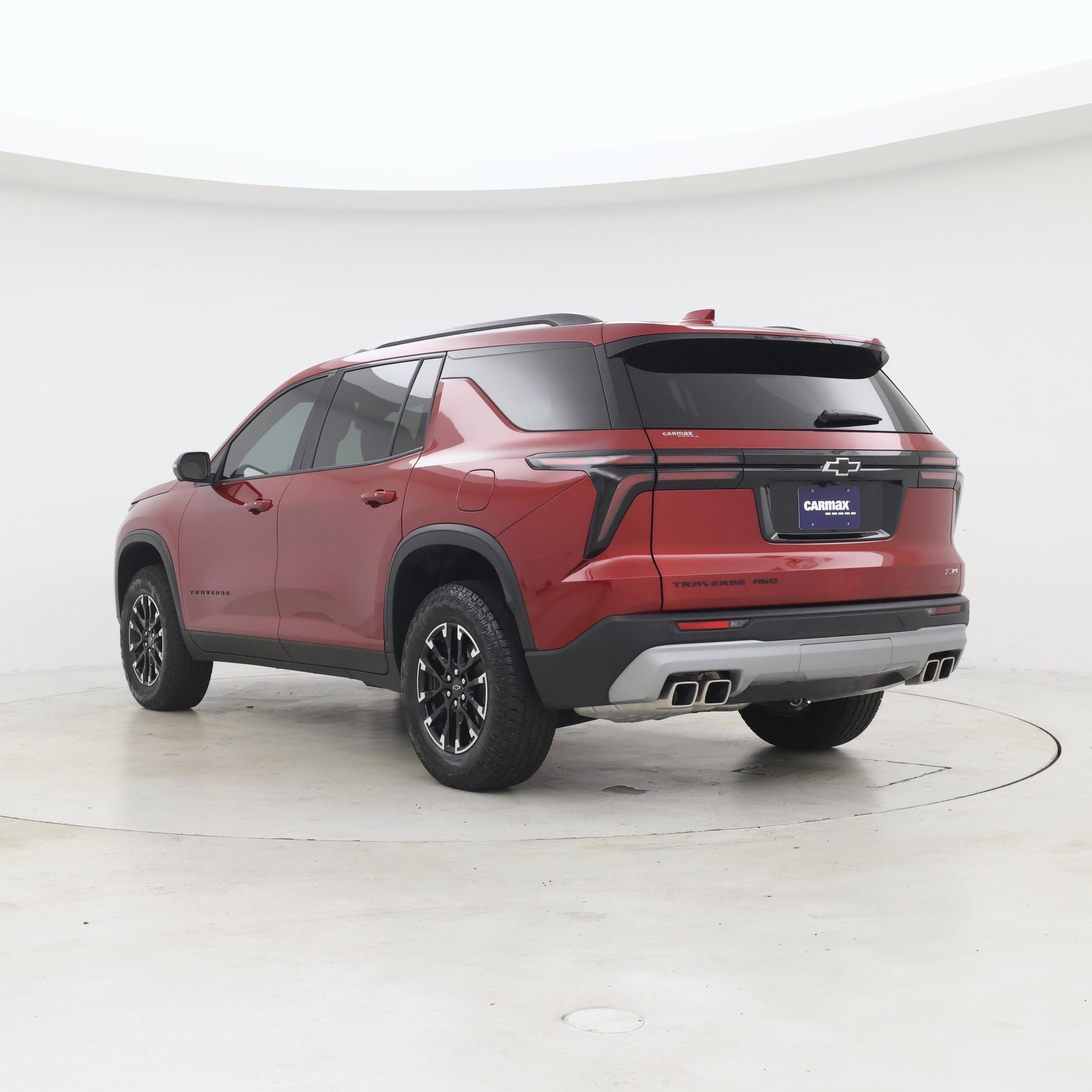 Thumbnail: 2025 Chevrolet Traverse - 2