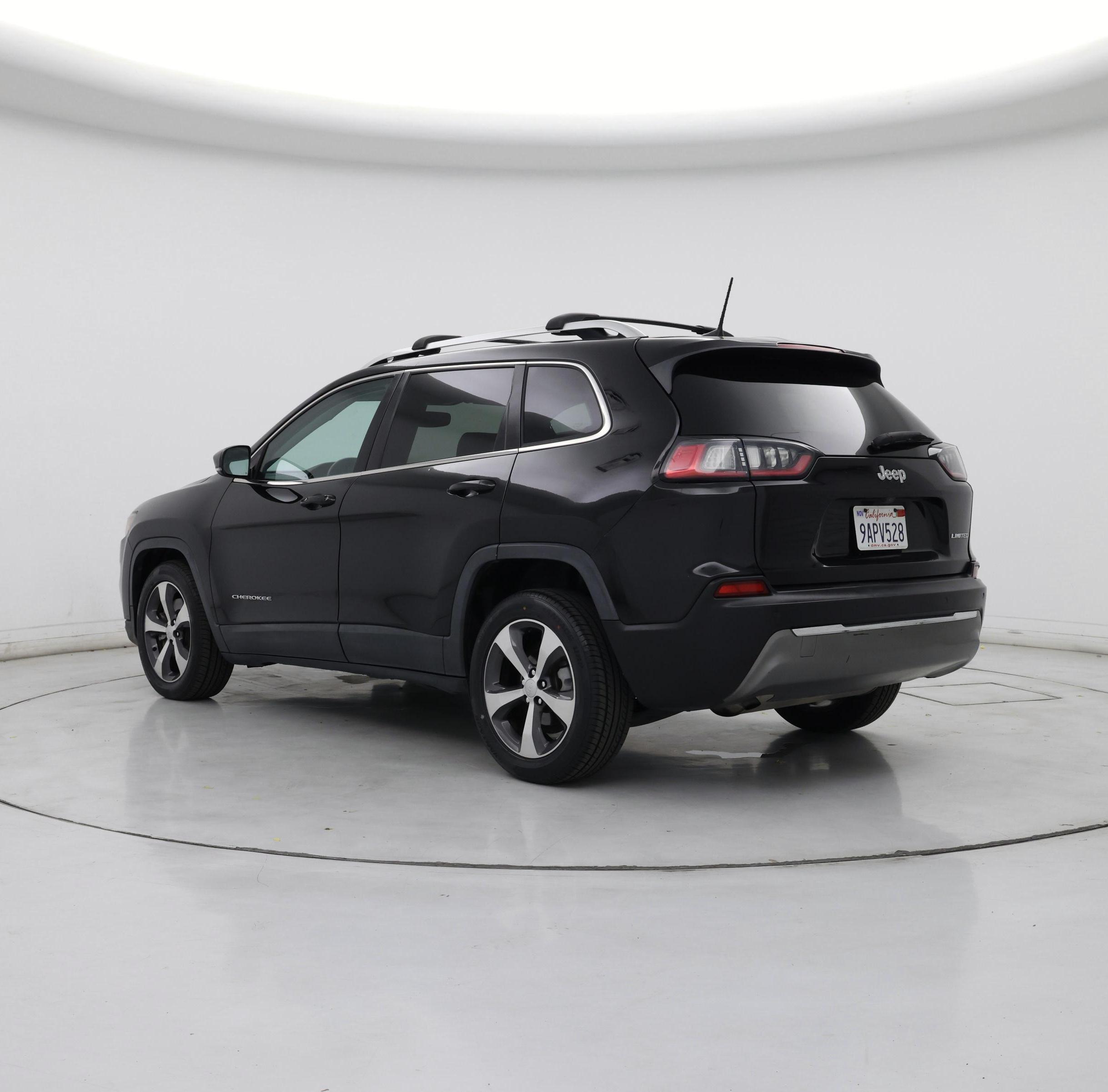 Thumbnail: 2019 Jeep Cherokee - 2