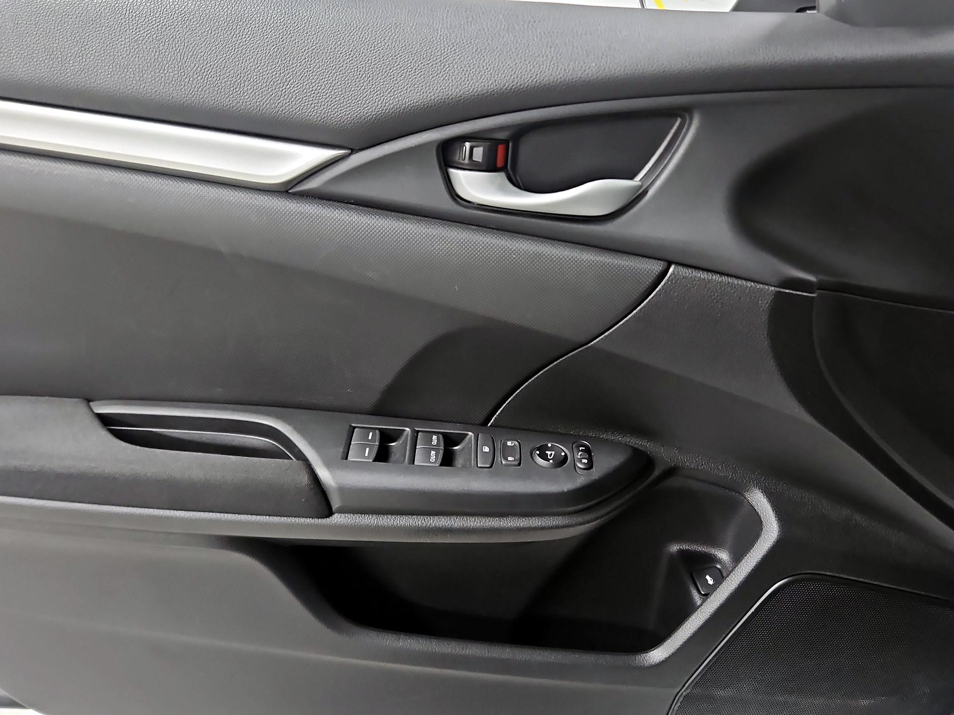 Thumbnail: 2019 Honda Civic - 12