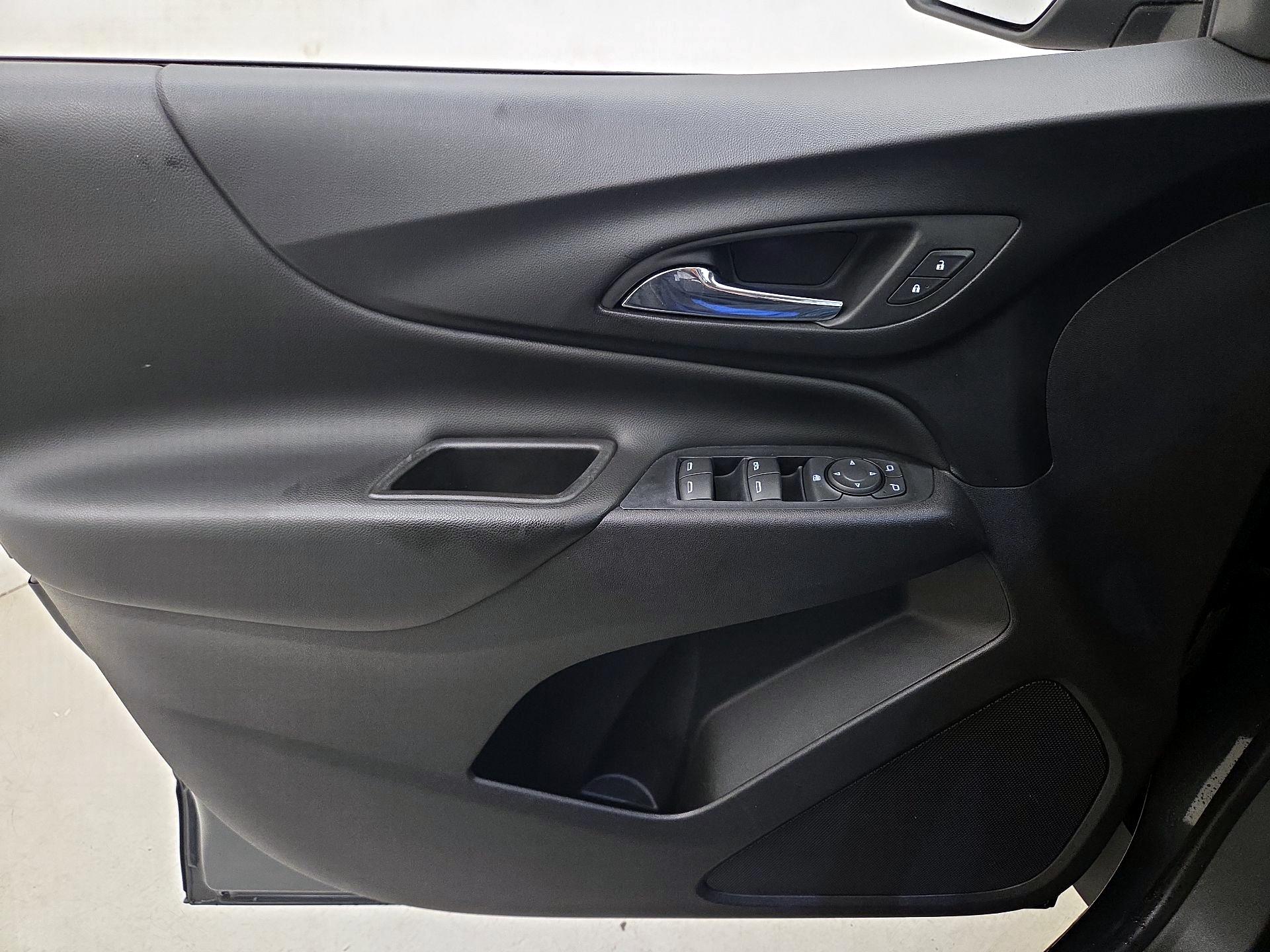 Thumbnail: 2019 Chevrolet Equinox - 12
