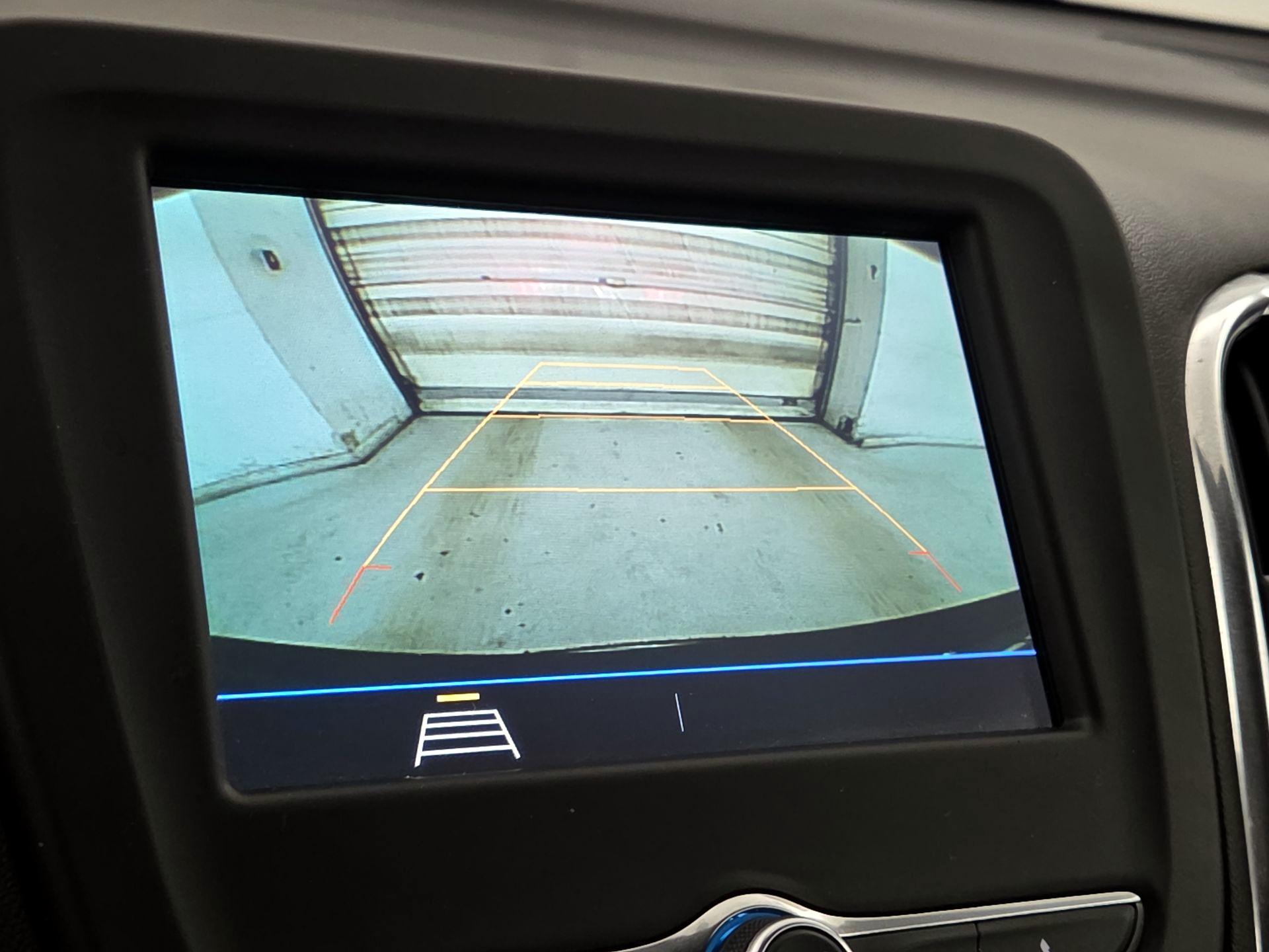 Thumbnail: 2019 Chevrolet Equinox - 14