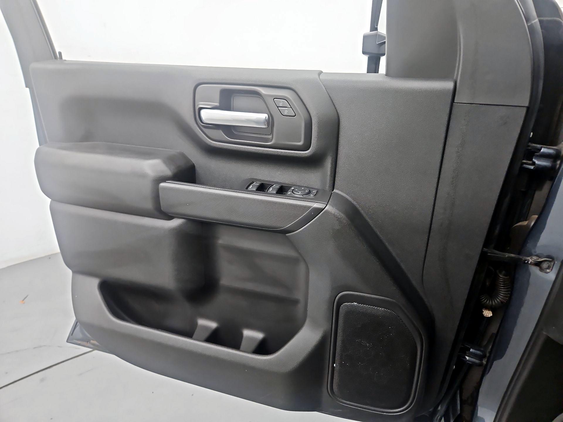 Thumbnail: 2020 Chevrolet Silverado 2500 - 12