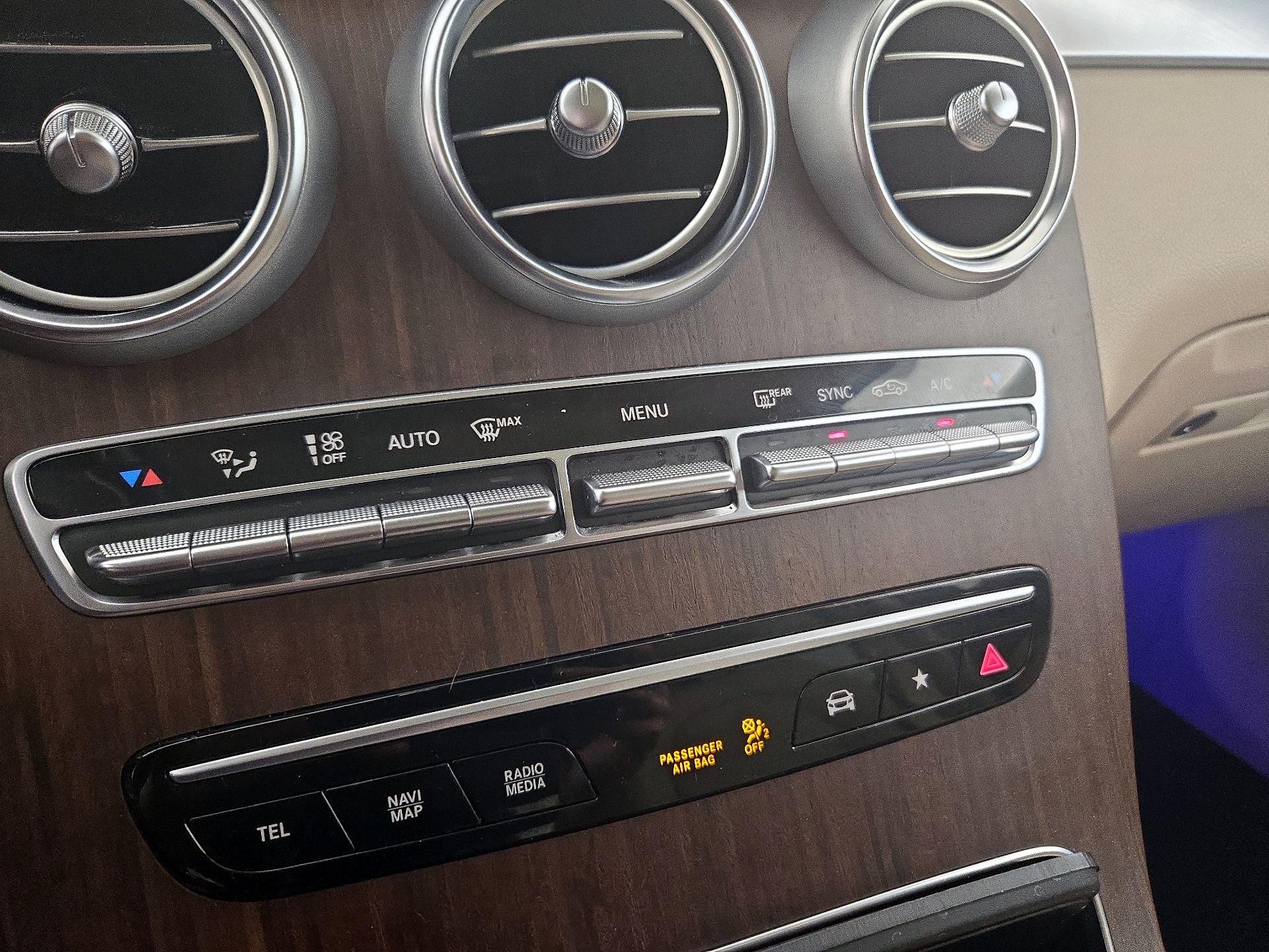 Thumbnail: 2022 Mercedes-Benz GLC - 15