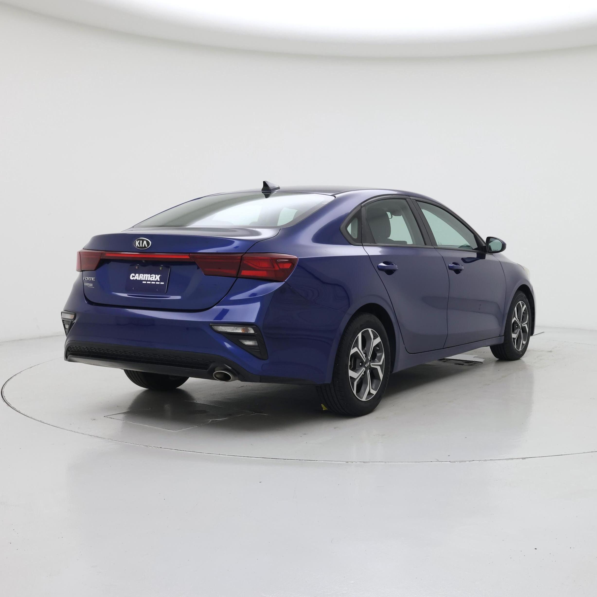 Thumbnail: 2019 Kia Forte - 8