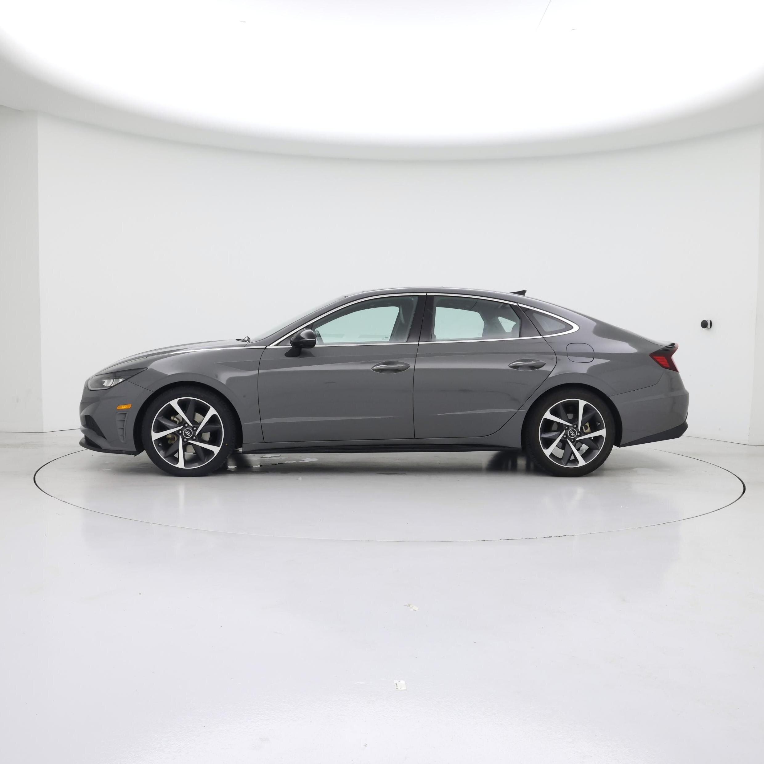 Thumbnail: 2023 Hyundai Sonata - 3