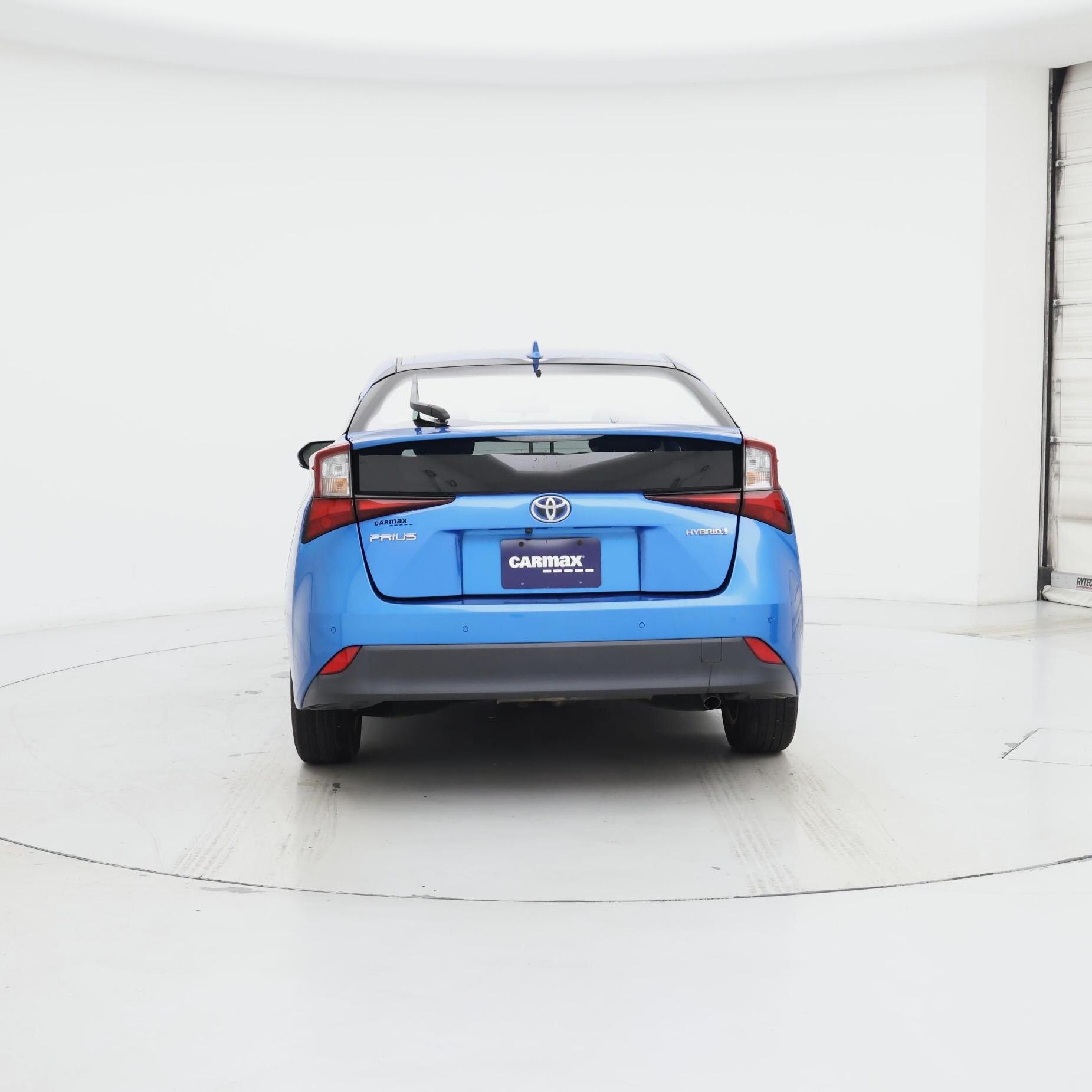 Thumbnail: 2019 Toyota Prius - 6