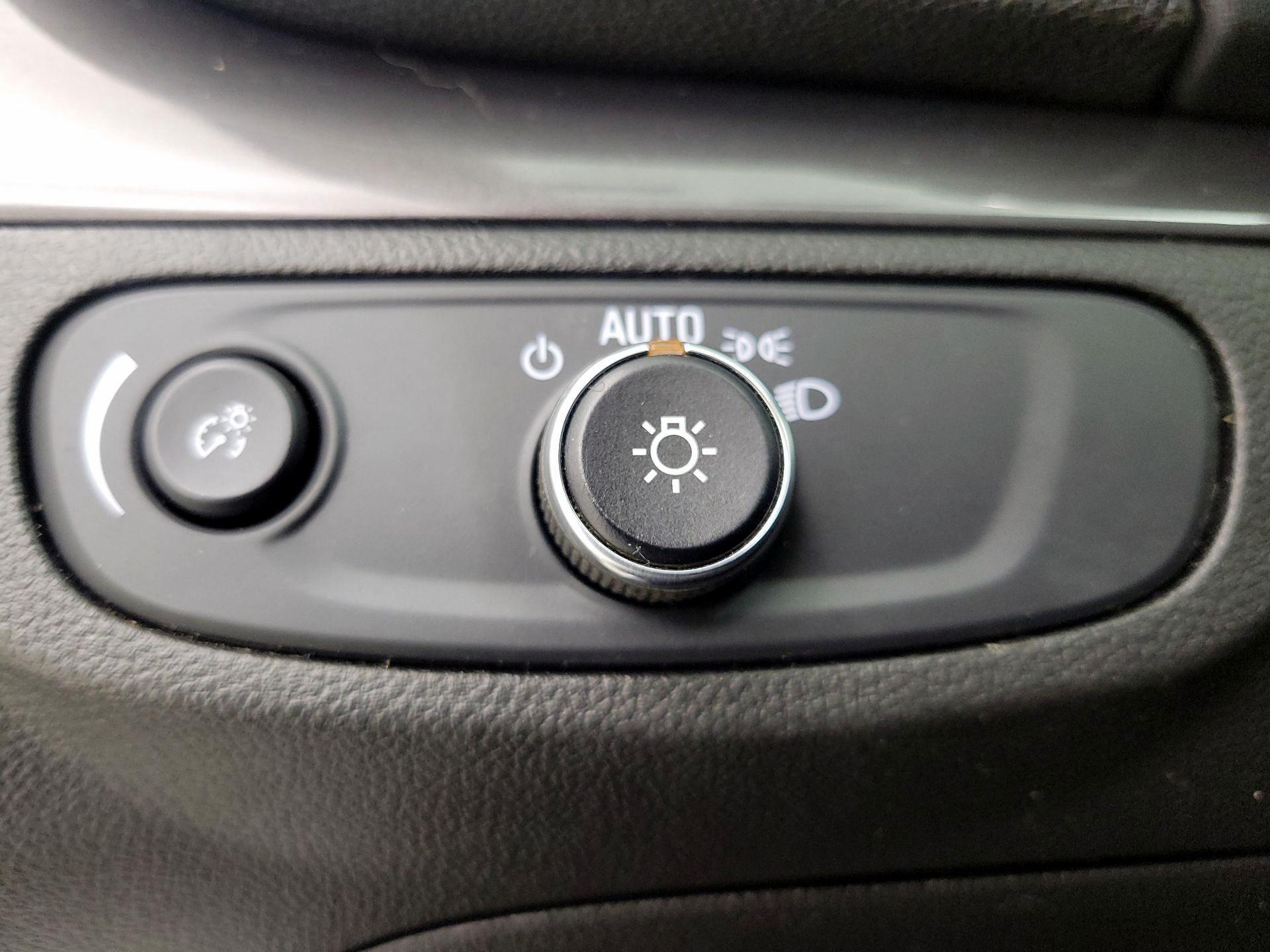 Thumbnail: 2020 Buick Encore - 13