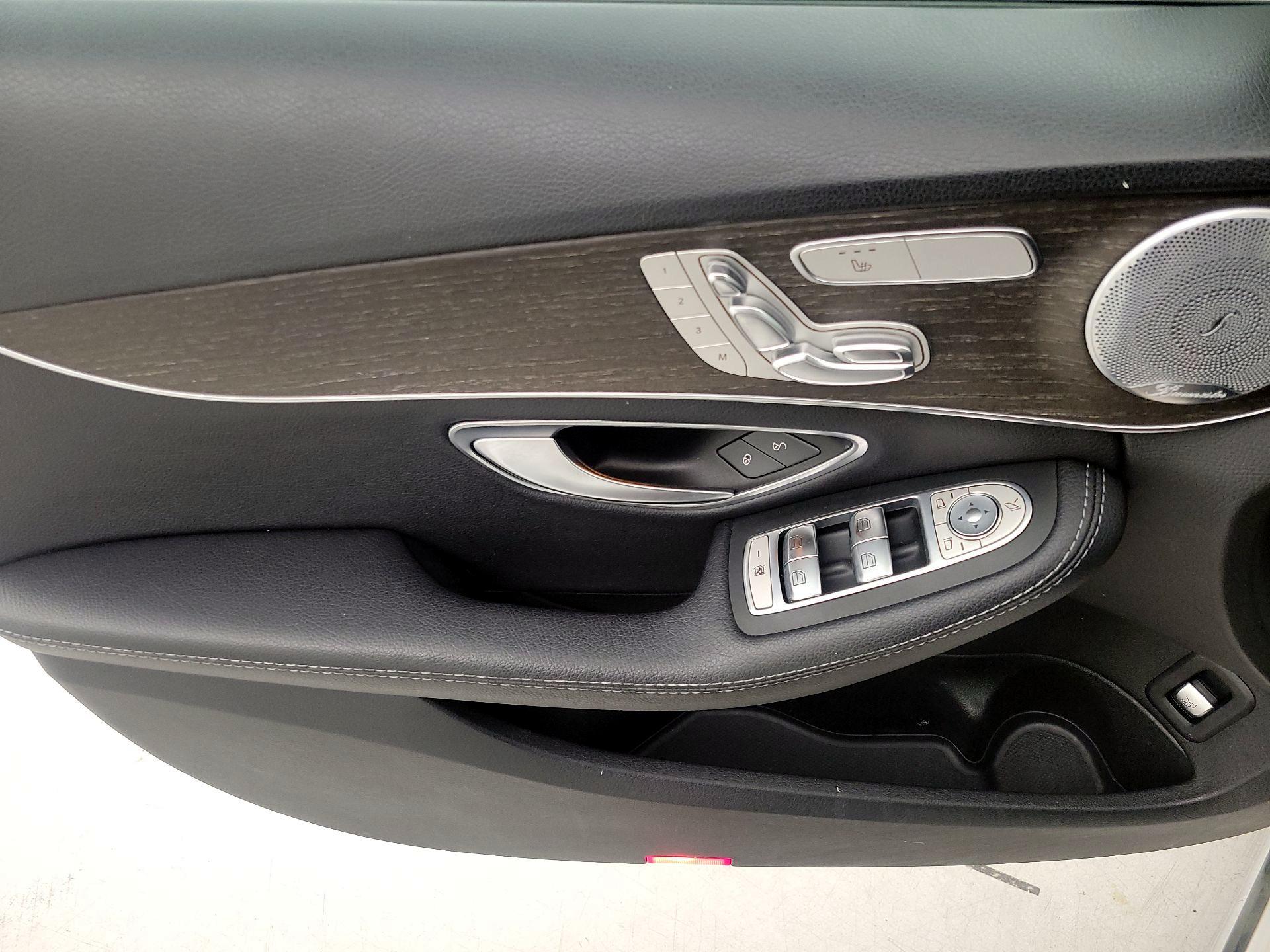 Thumbnail: 2019 Mercedes-Benz C-Class - 12