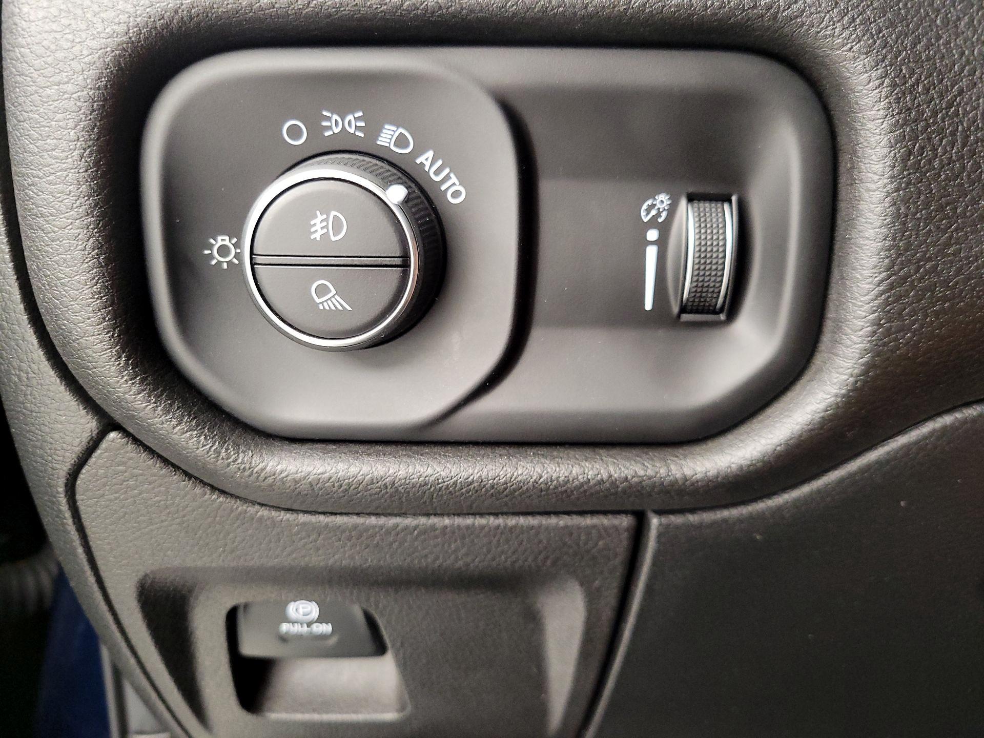 Thumbnail: 2020 RAM 1500 - 13