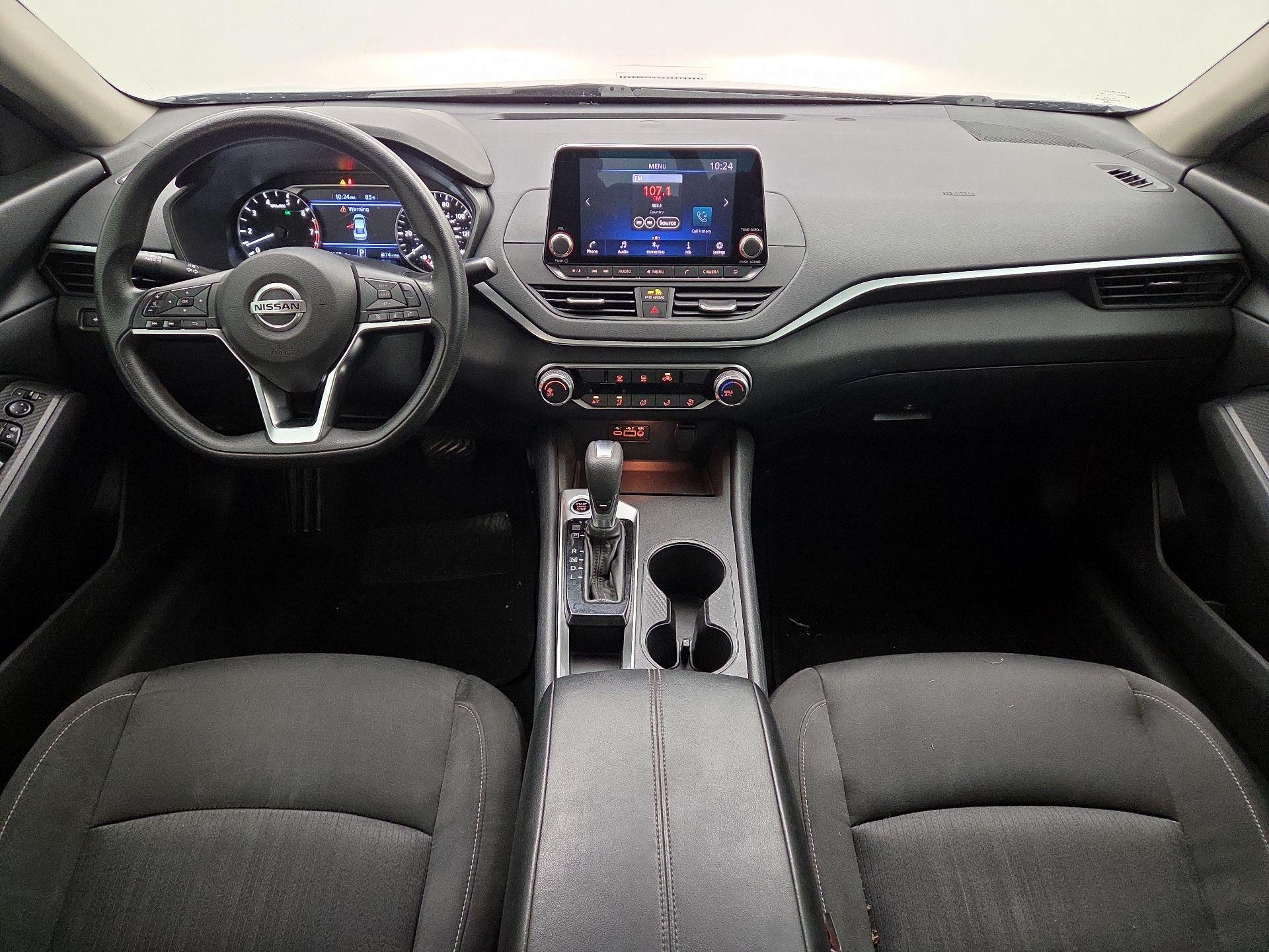 Thumbnail: 2019 Nissan Altima - 9
