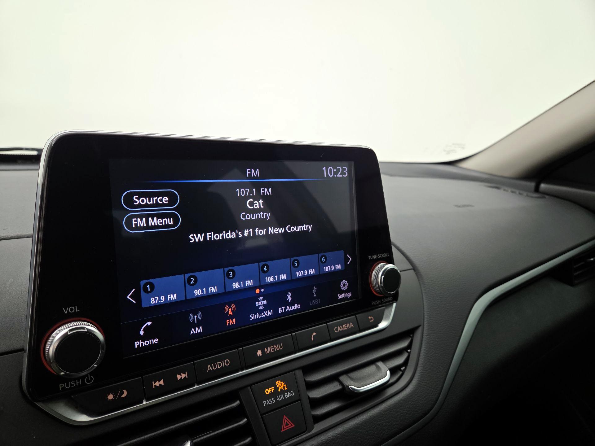 Thumbnail: 2019 Nissan Altima - 15