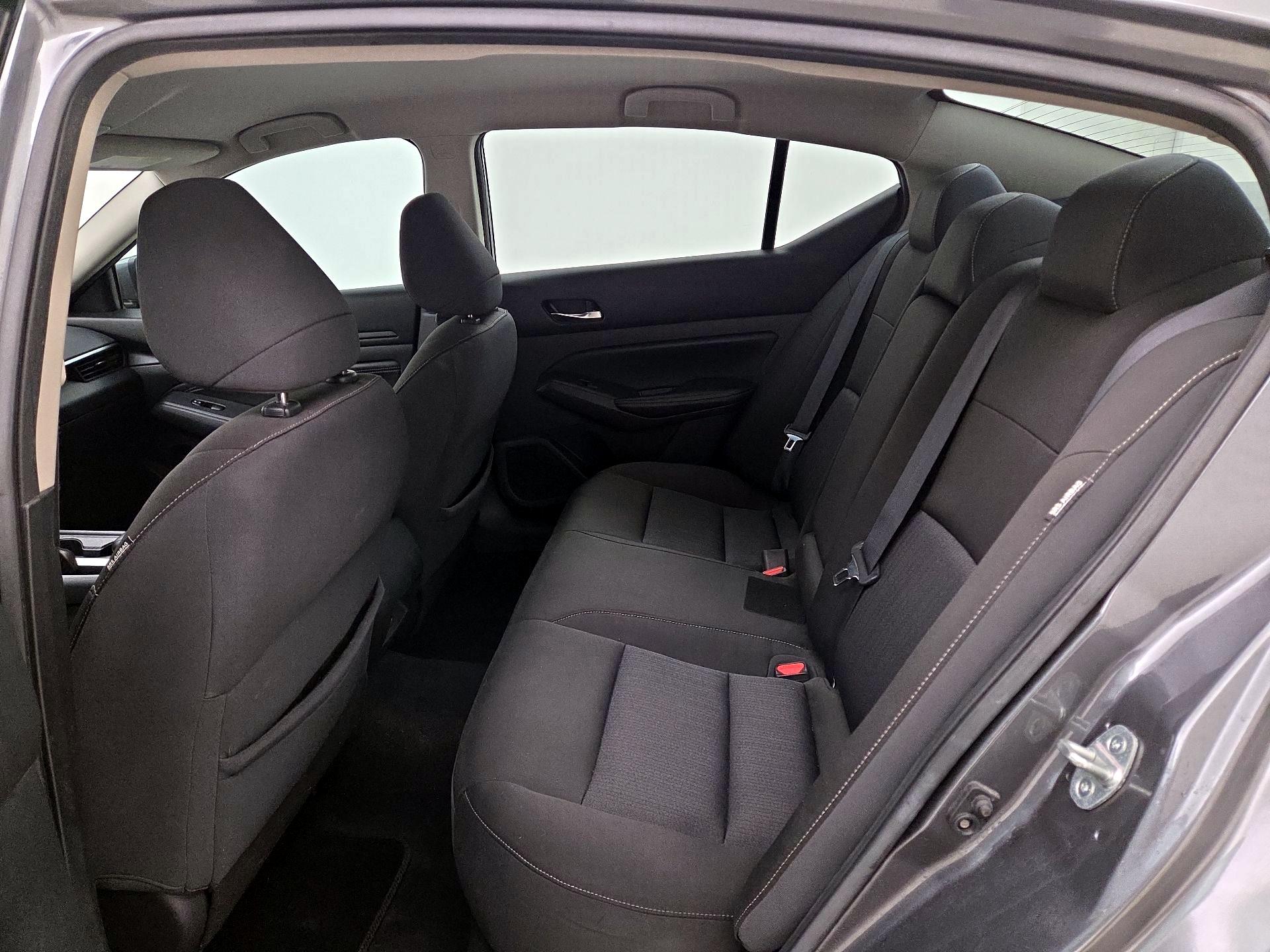 Thumbnail: 2019 Nissan Altima - 19