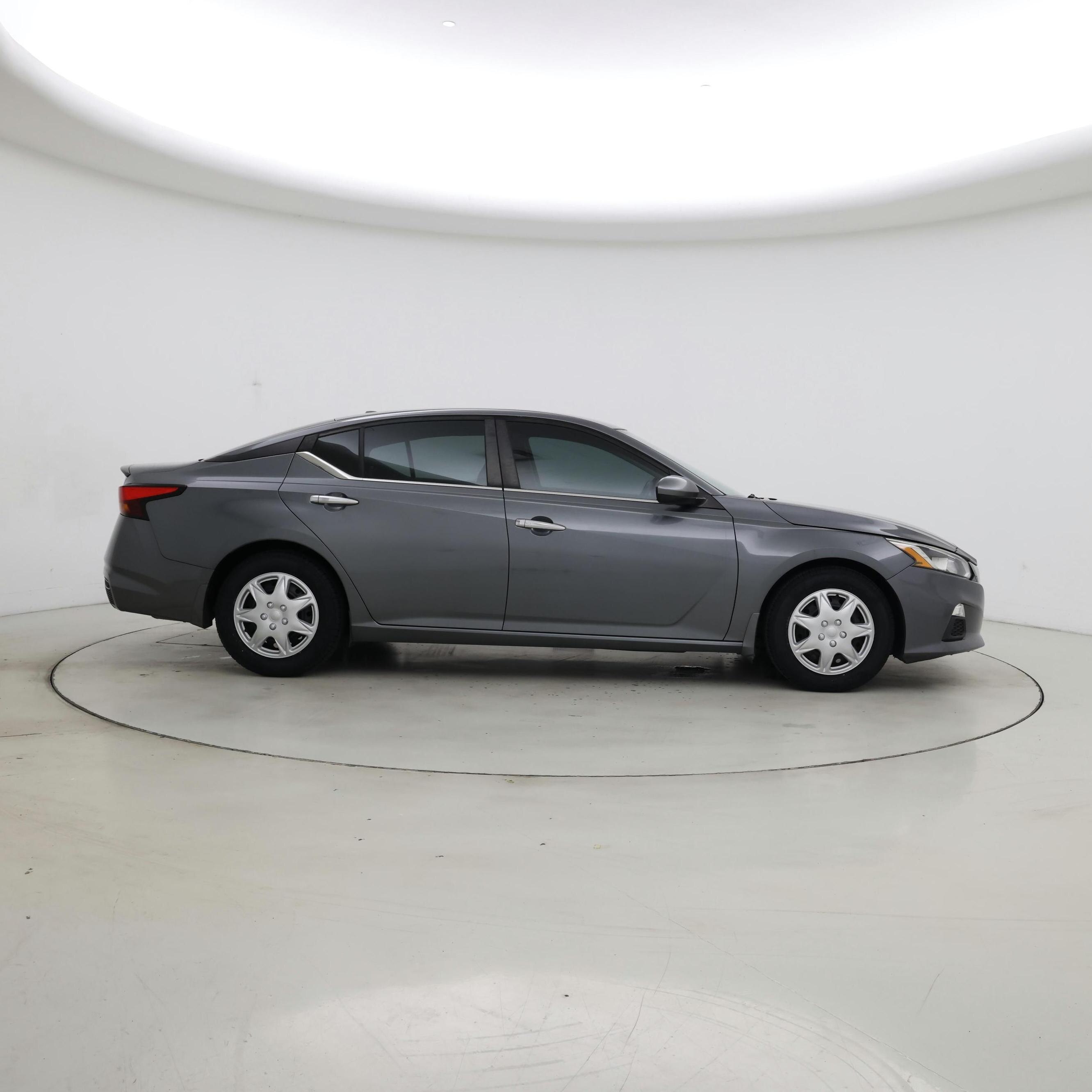 Thumbnail: 2019 Nissan Altima - 7