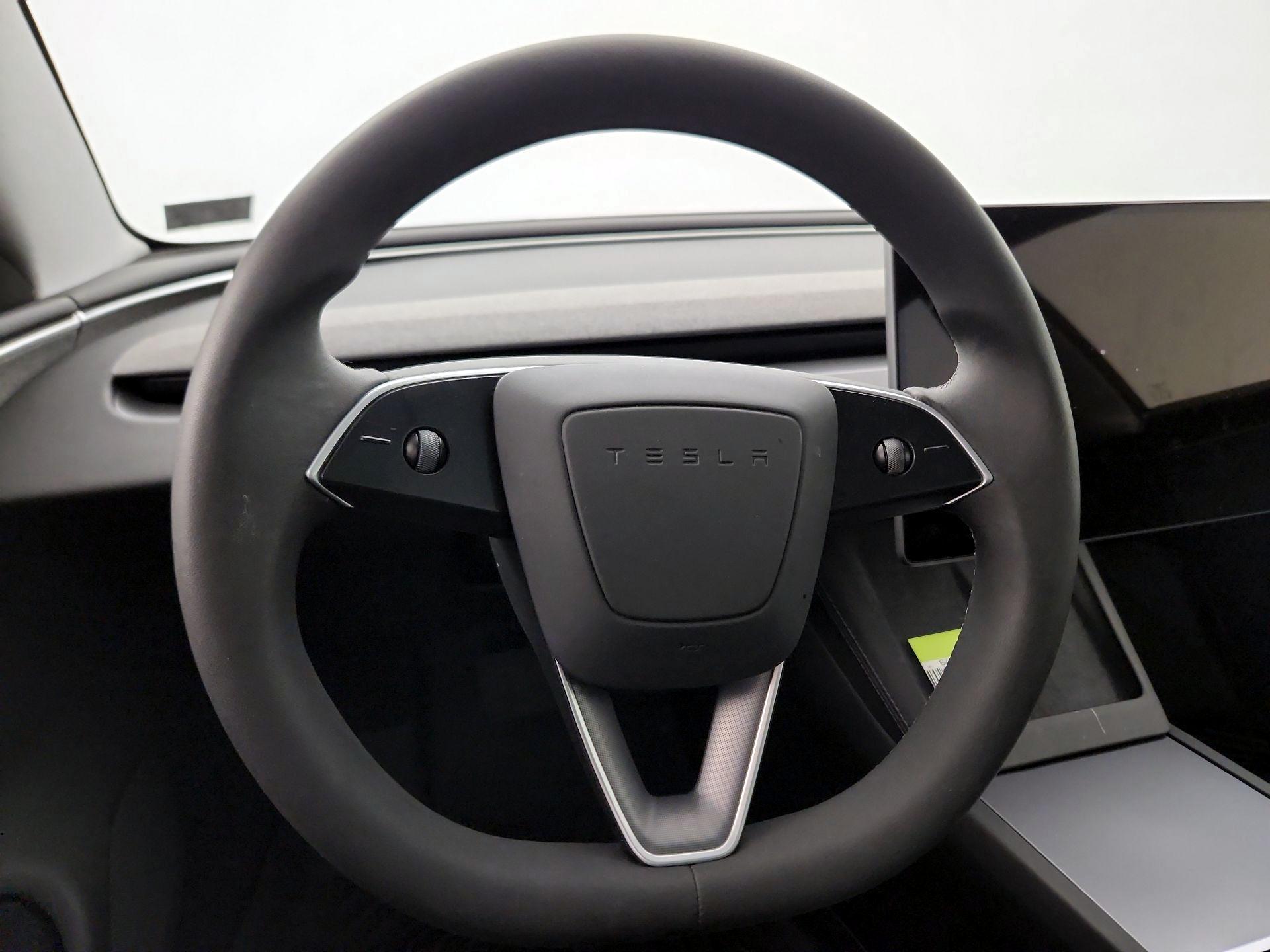 Thumbnail: 2024 Tesla Model 3 - 10