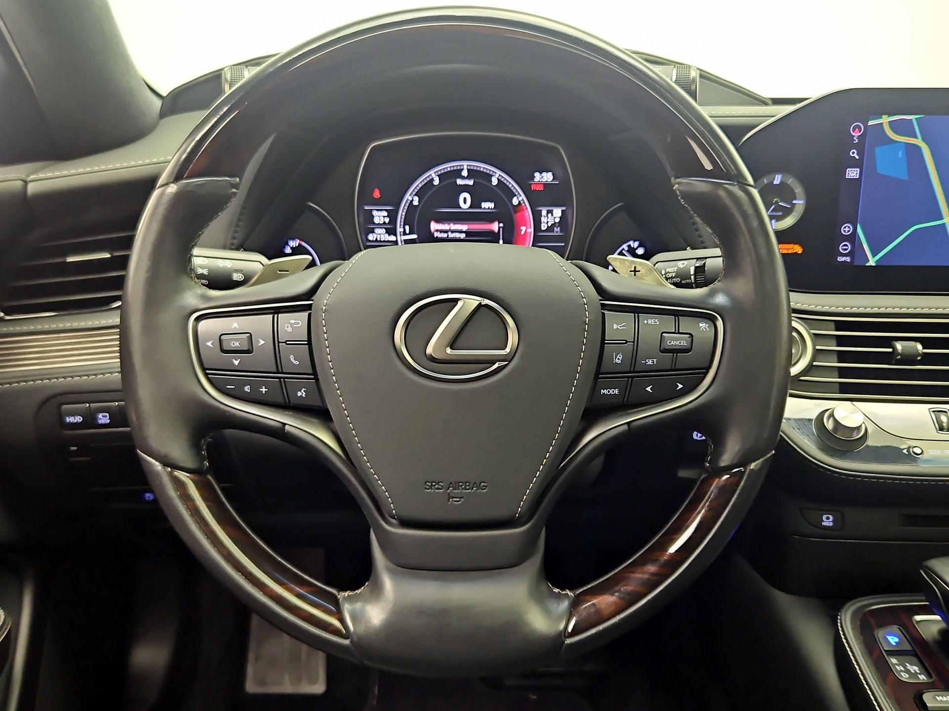 Thumbnail: 2022 Lexus LS - 10