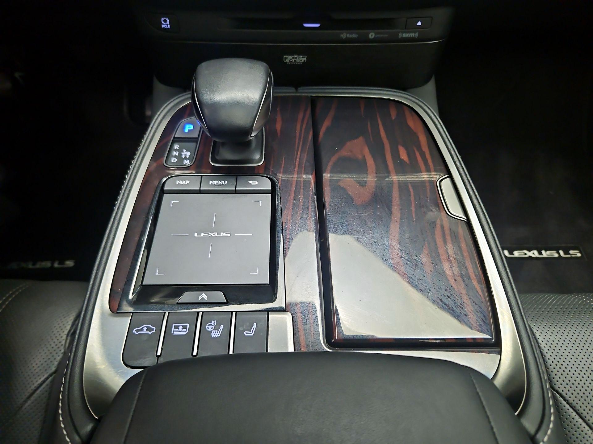 Thumbnail: 2022 Lexus LS - 18