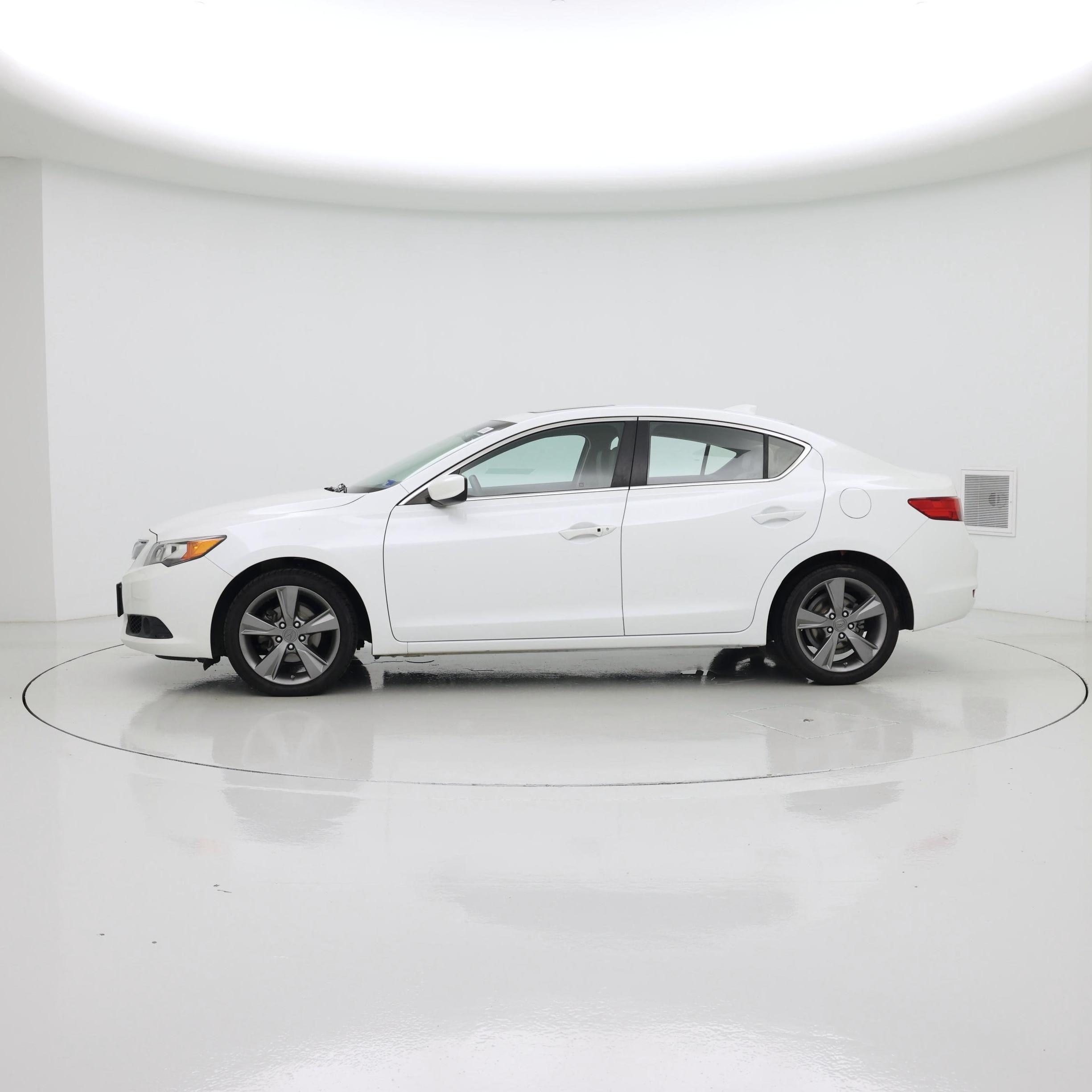 Thumbnail: 2015 Acura ILX - 3