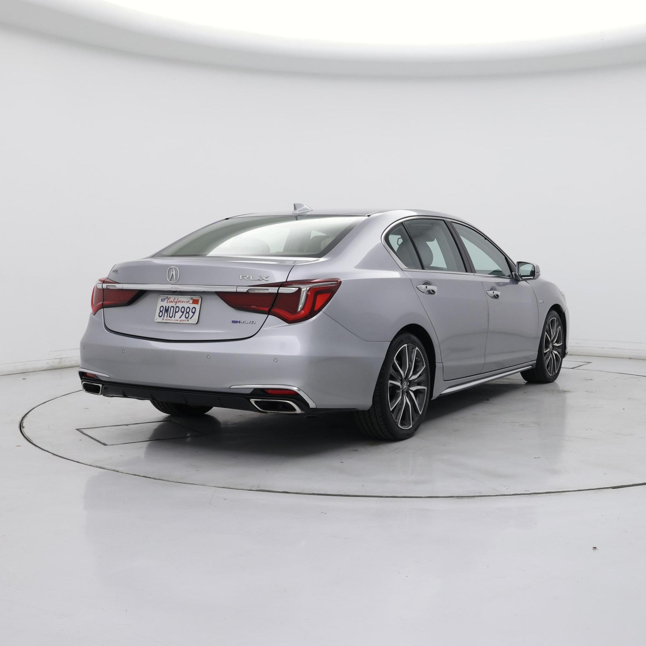 Thumbnail: 2020 Acura RLX - 8