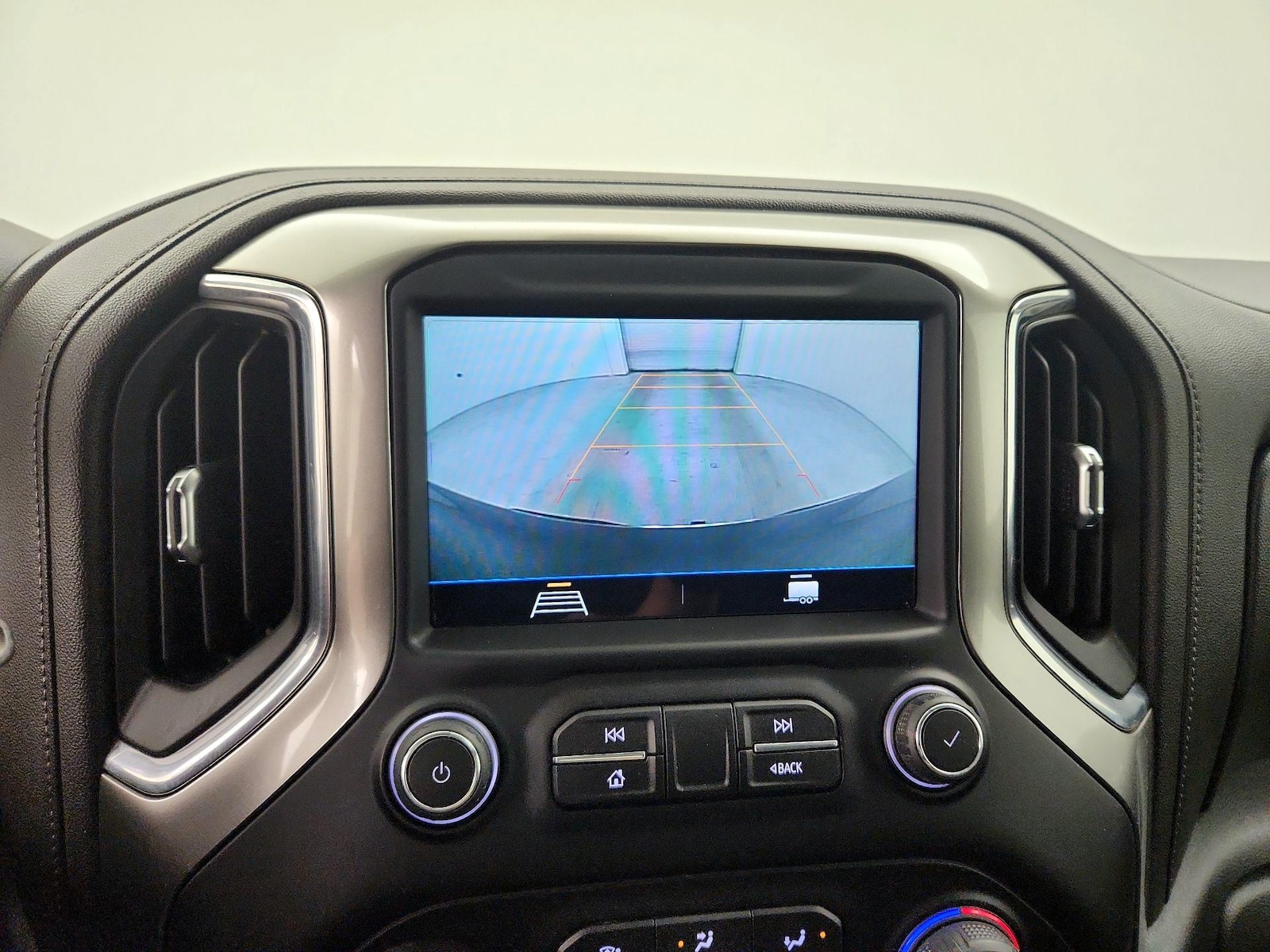 2021 Chevrolet Silverado 1500 LT - Photo 15