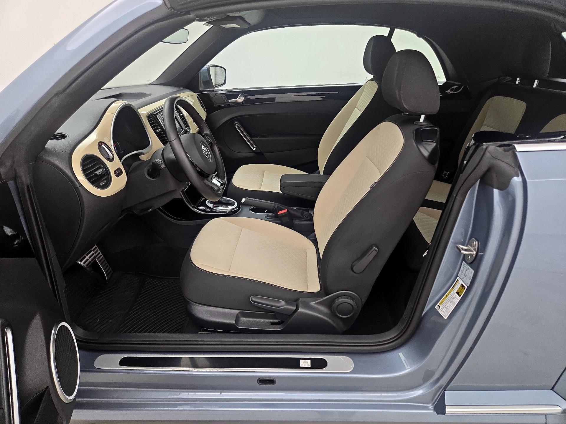 Thumbnail: 2019 Volkswagen Beetle - 11