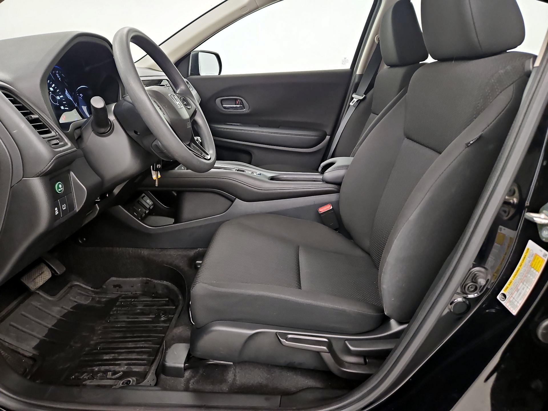 Thumbnail: 2018 Honda HR-V - 11