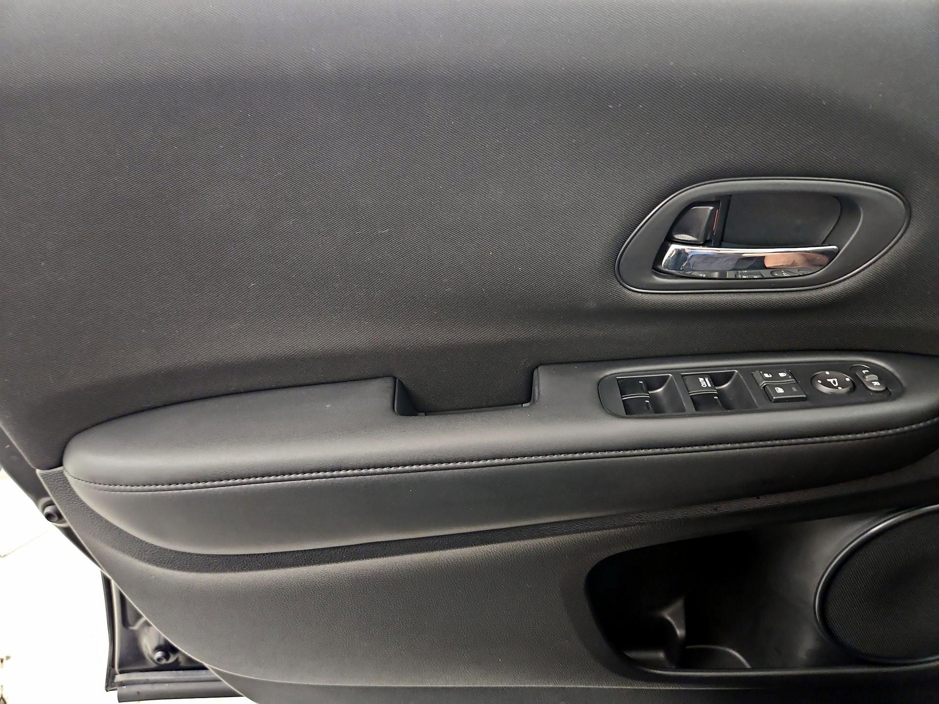 Thumbnail: 2018 Honda HR-V - 12