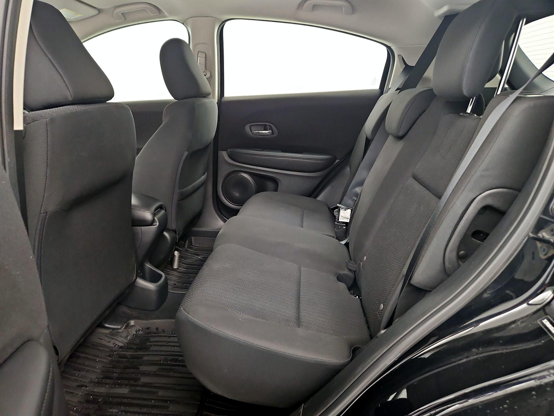 Thumbnail: 2018 Honda HR-V - 19