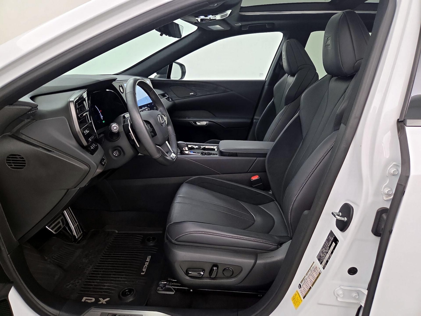 2024 Lexus RX Hybrid 500h - Photo 12