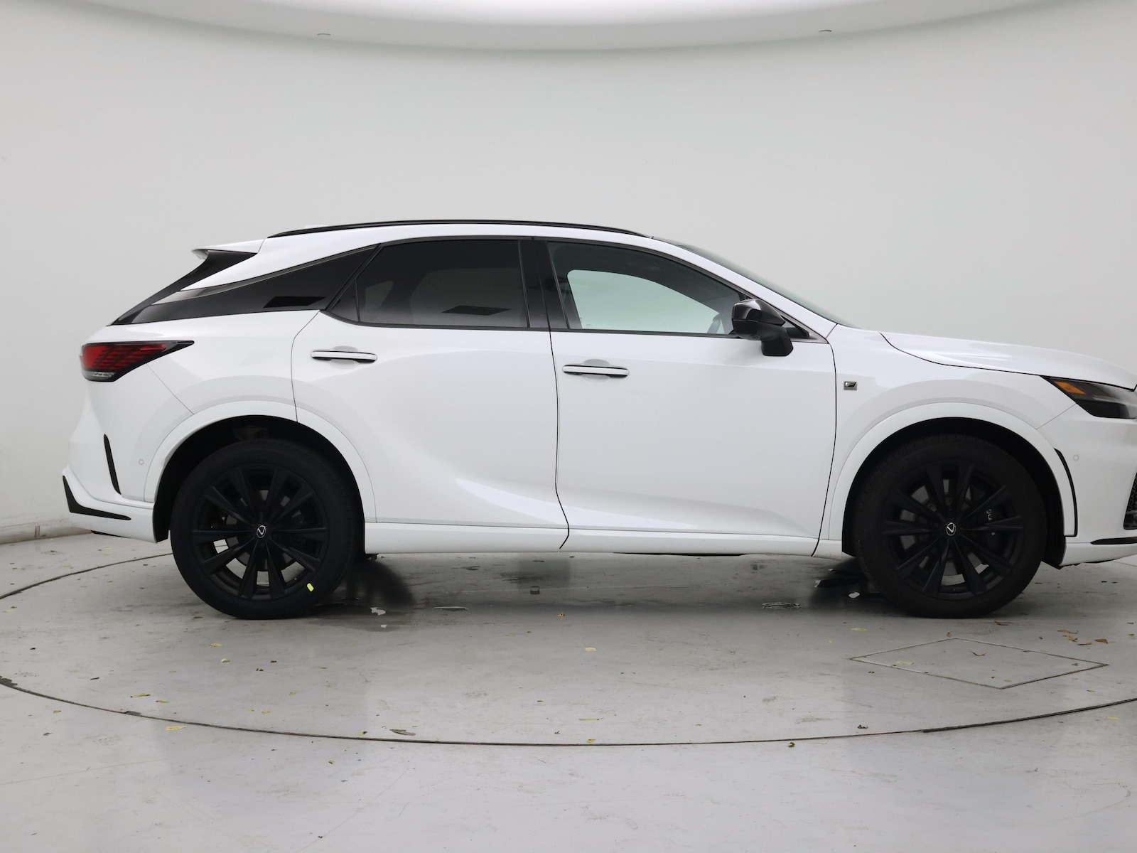 2024 Lexus RX Hybrid 500h - Photo 8