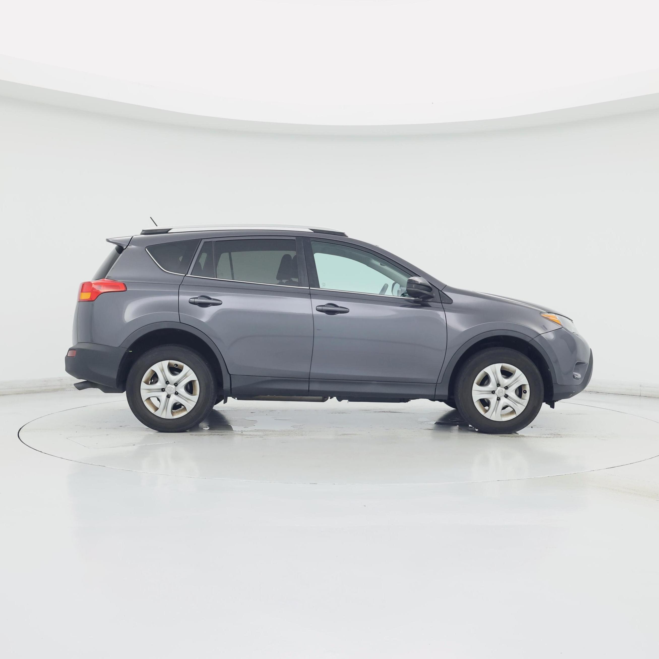 Thumbnail: 2015 Toyota RAV4 - 7