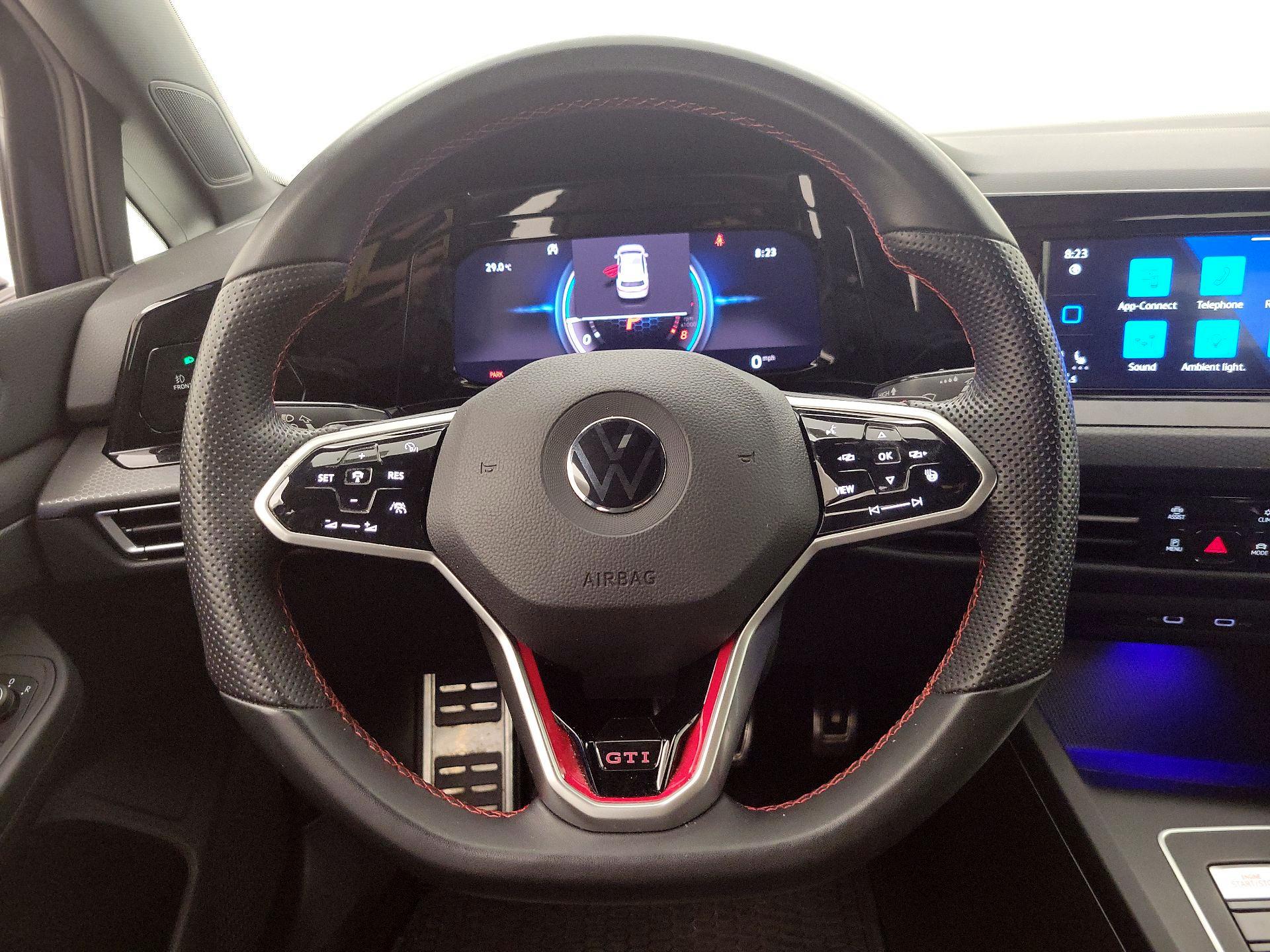 Thumbnail: 2022 Volkswagen Golf - 10