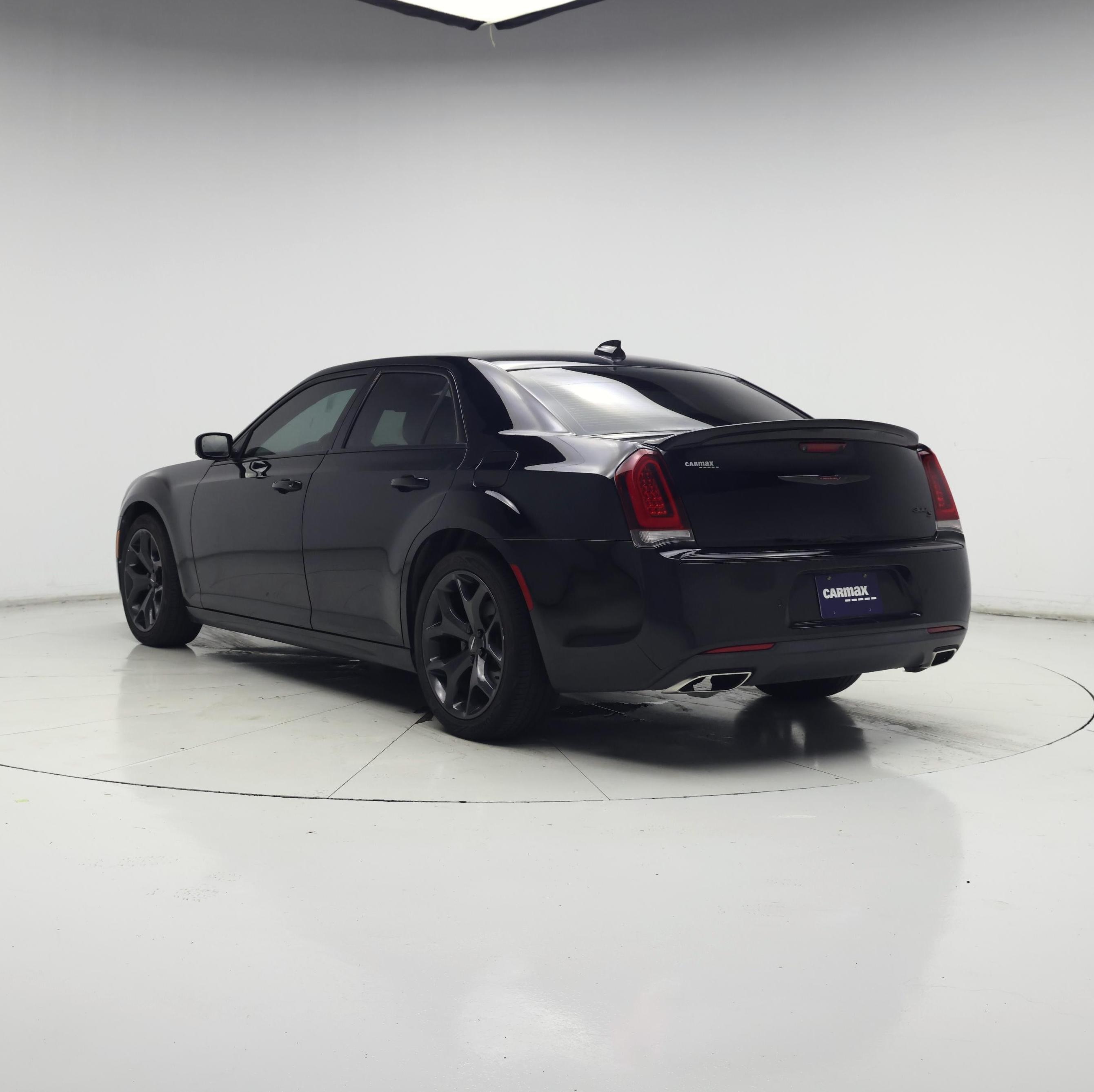 Thumbnail: 2021 Chrysler 300 - 2