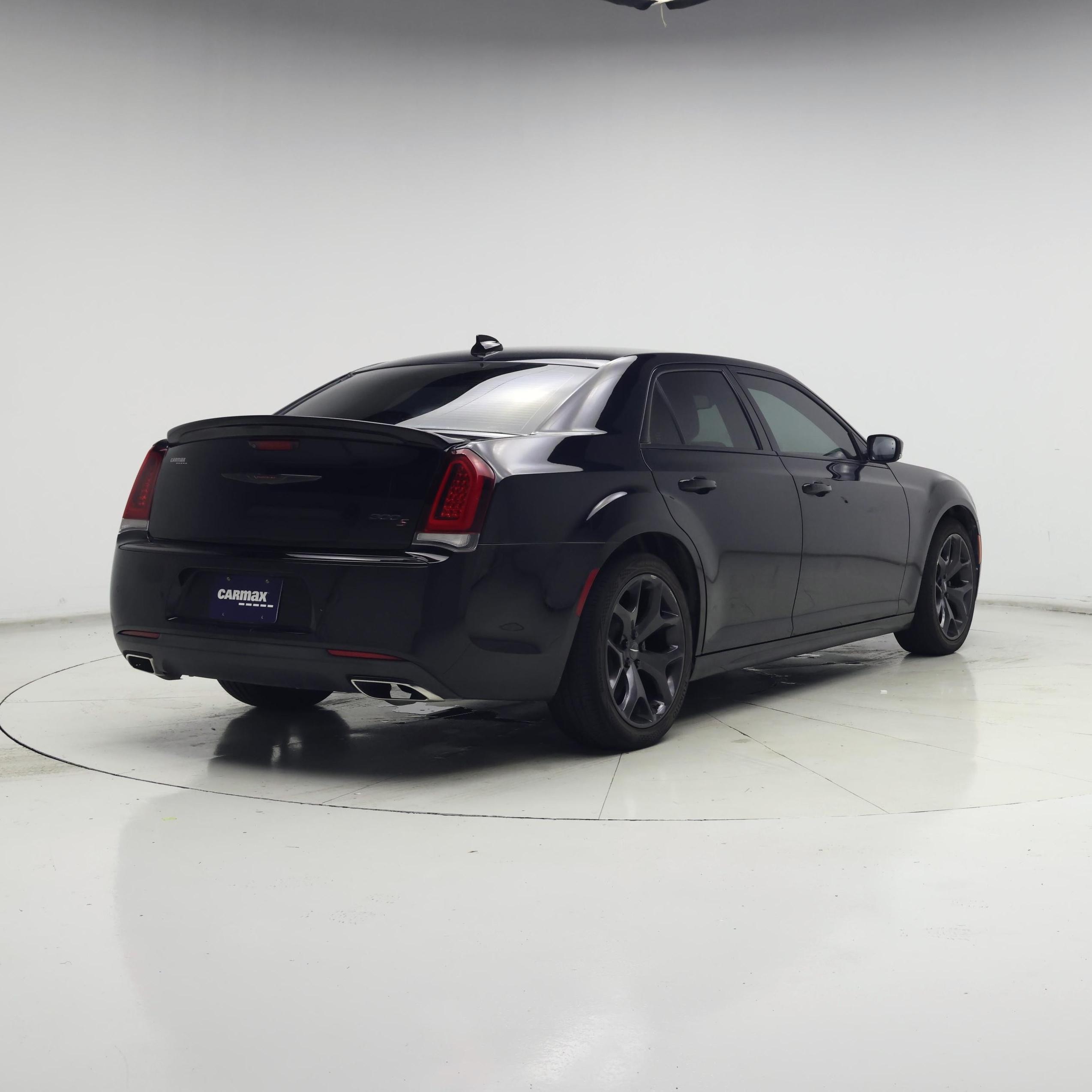 Thumbnail: 2021 Chrysler 300 - 8
