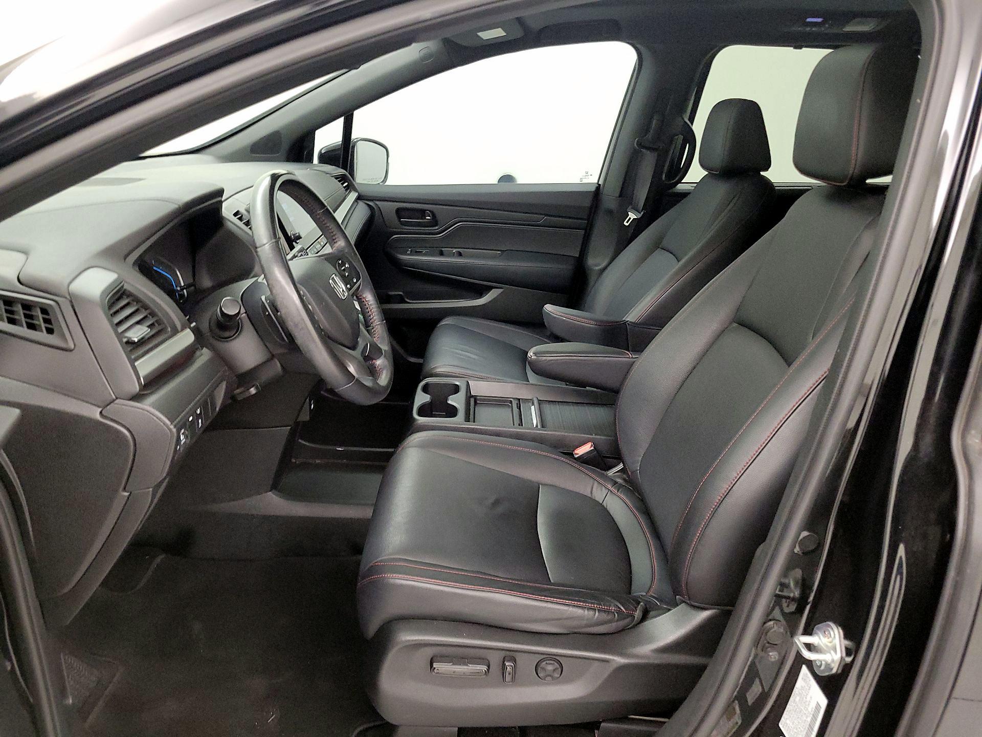 Thumbnail: 2023 Honda Odyssey - 11