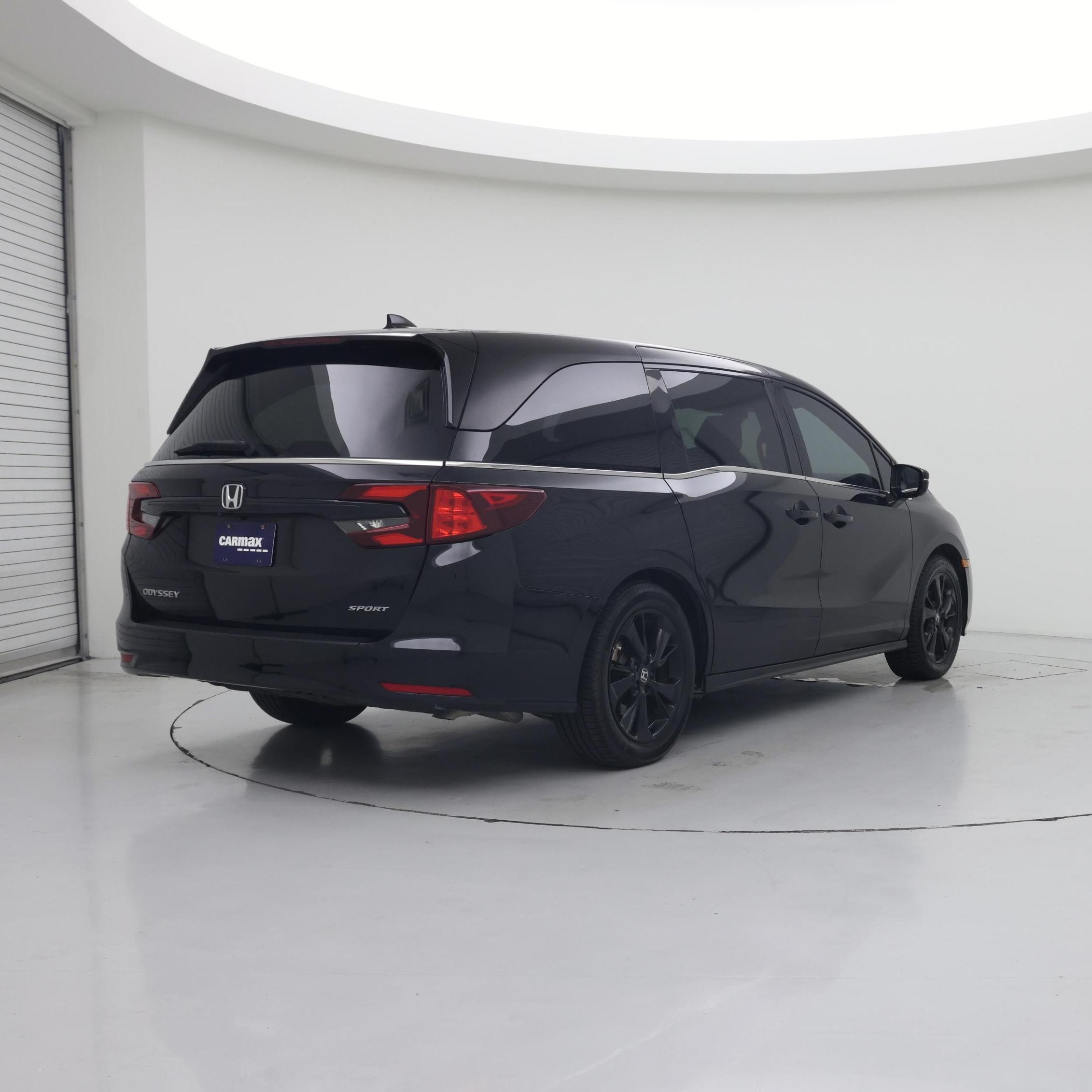 Thumbnail: 2023 Honda Odyssey - 8